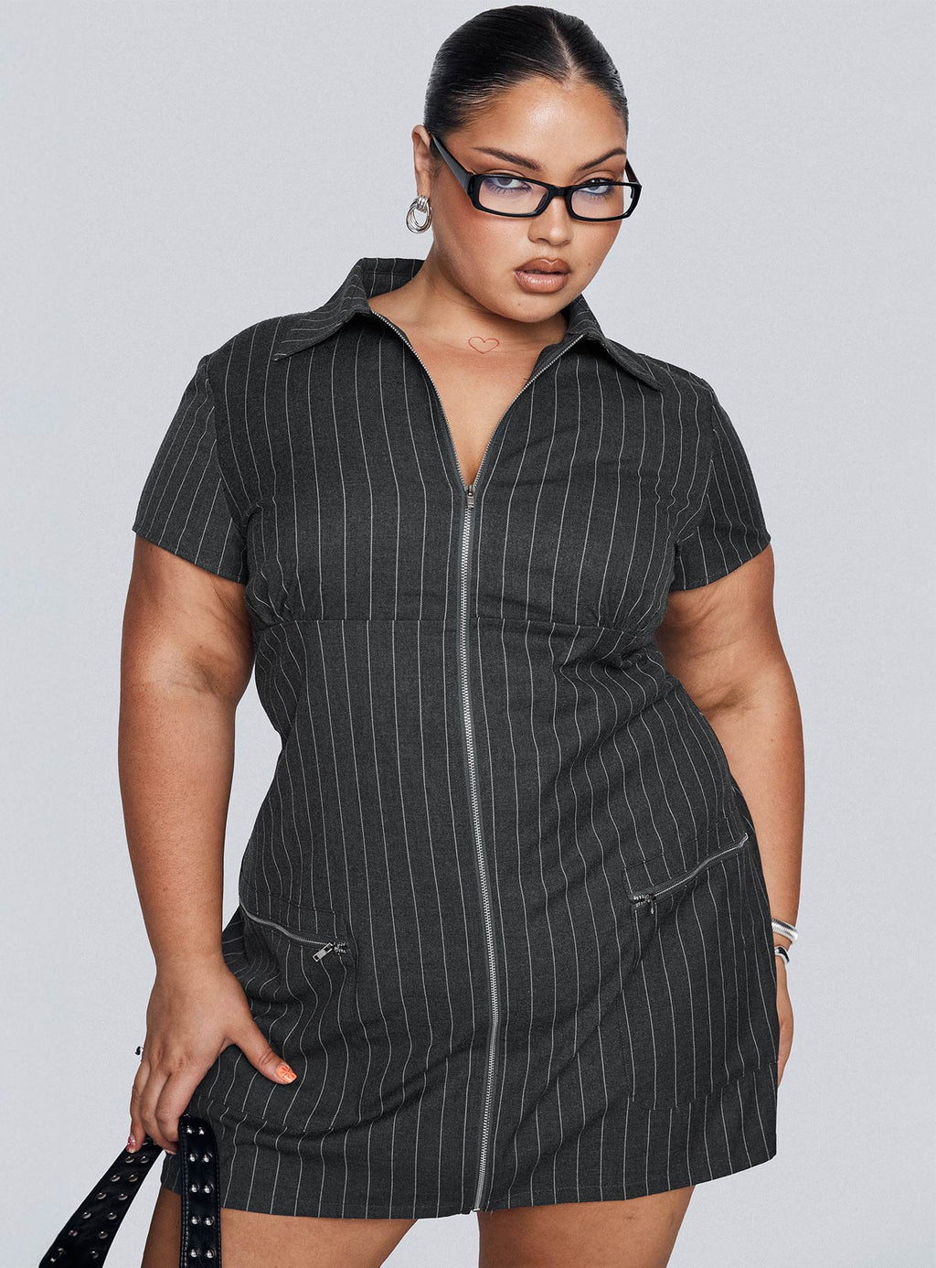 Wynona Mini Dress White / Grey Pinstripe Curve