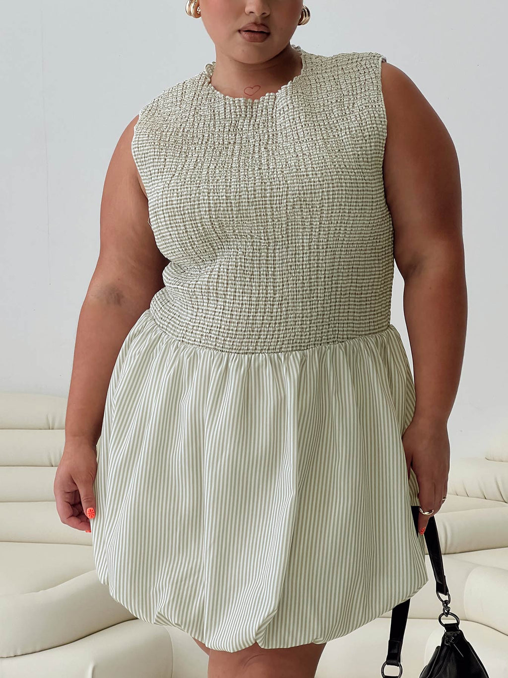 Narnie Mini Dress Sage Curve