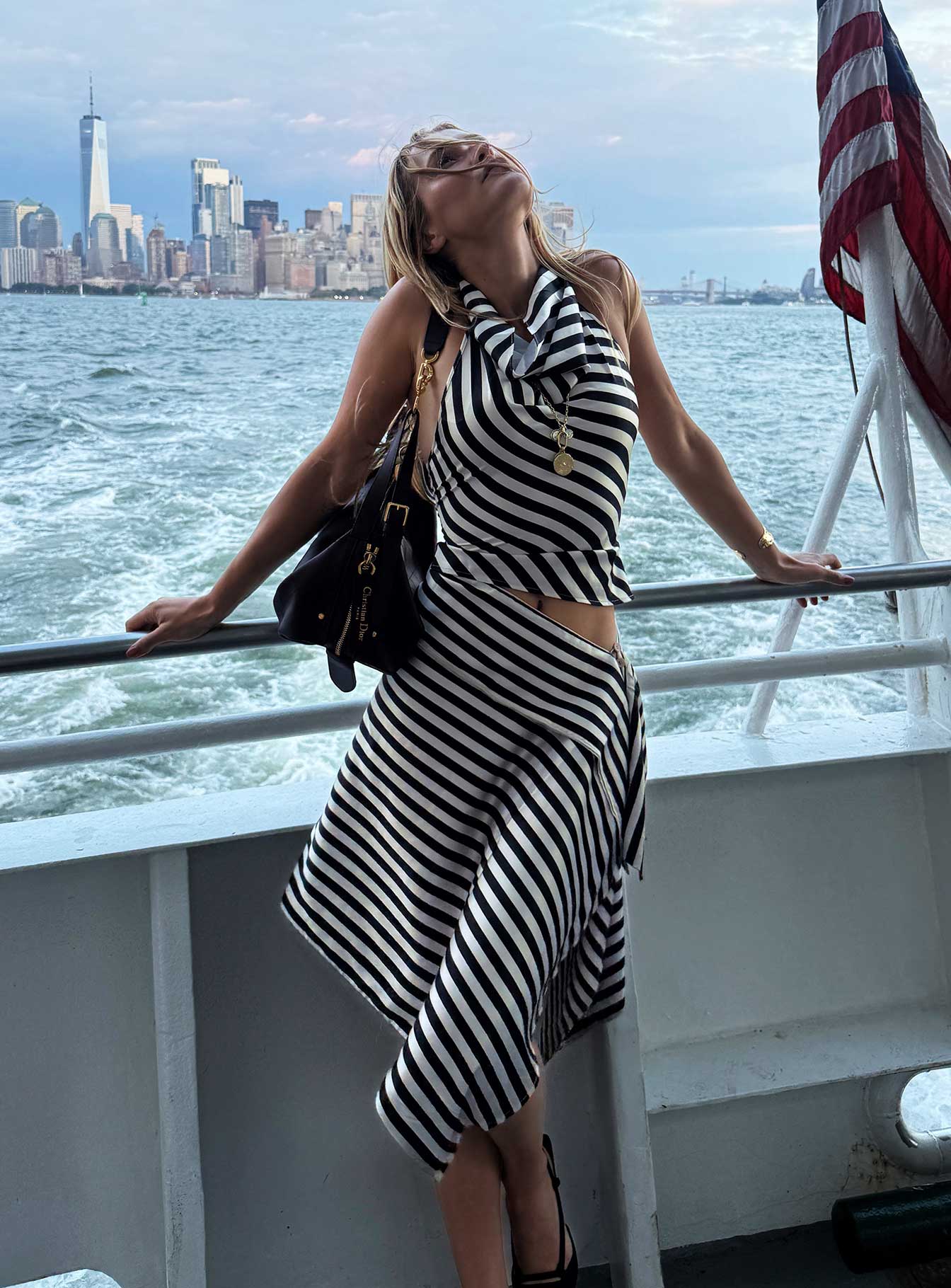 Allure Midi Skirt Noir Stripe