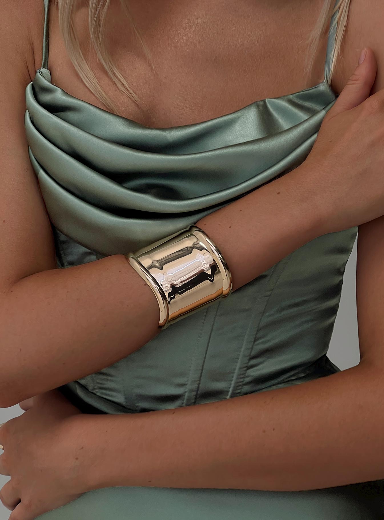 Mirren Cuff Gold