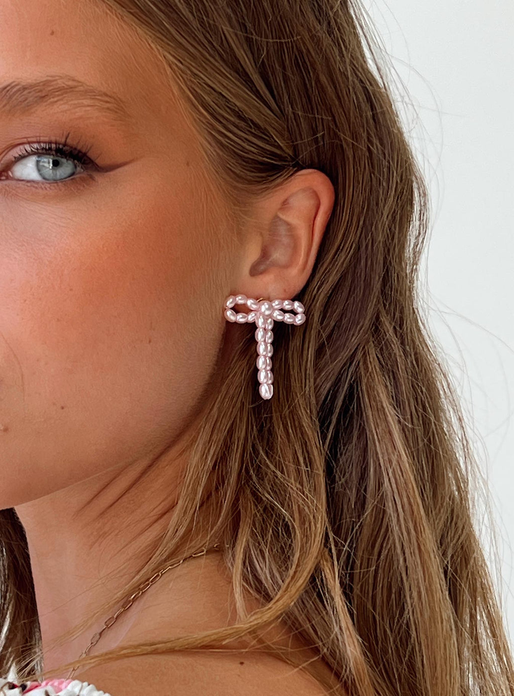 Hazal Earrings Pink Pearl