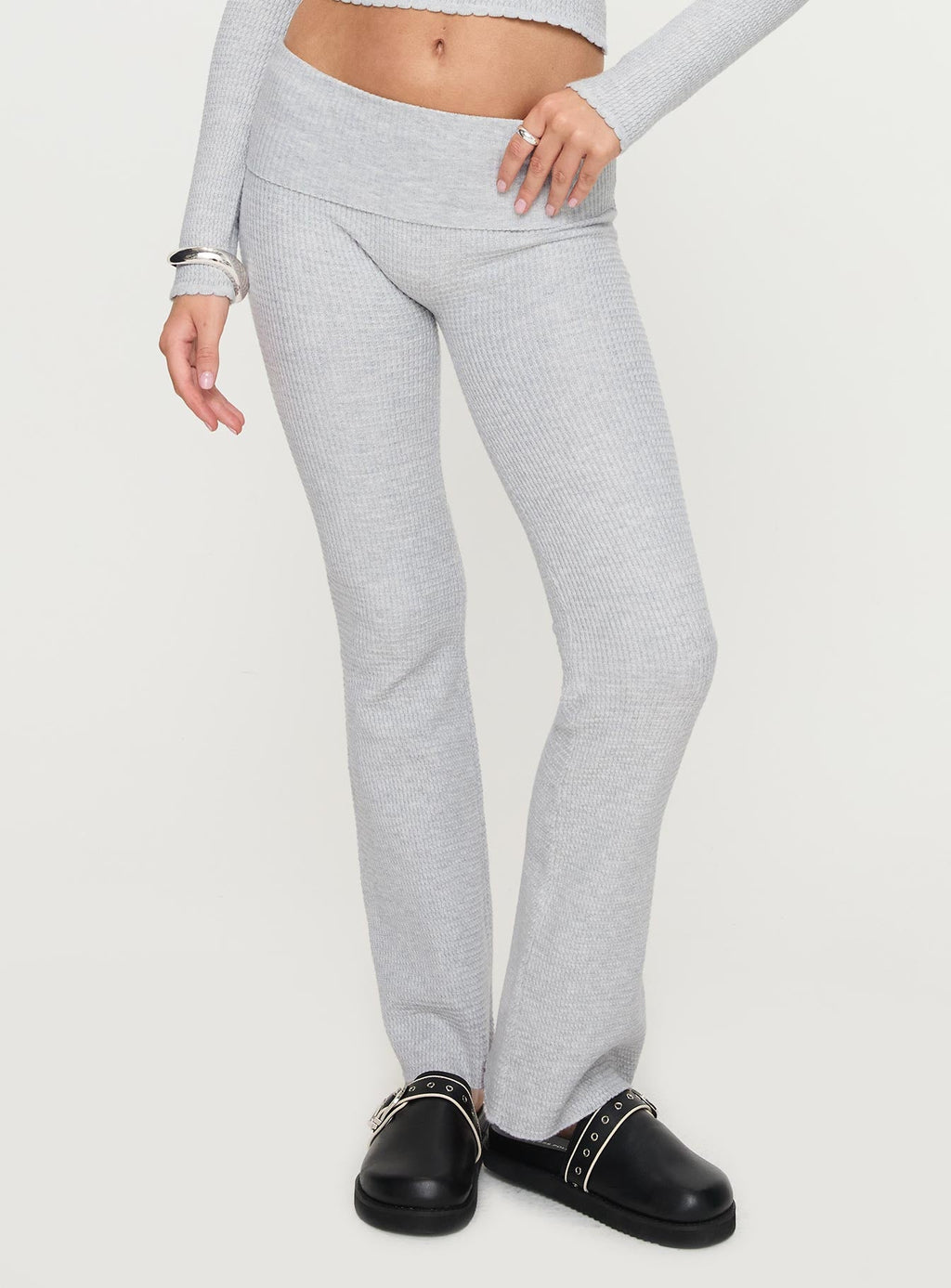 Closed Eyes Flared Pant Grey