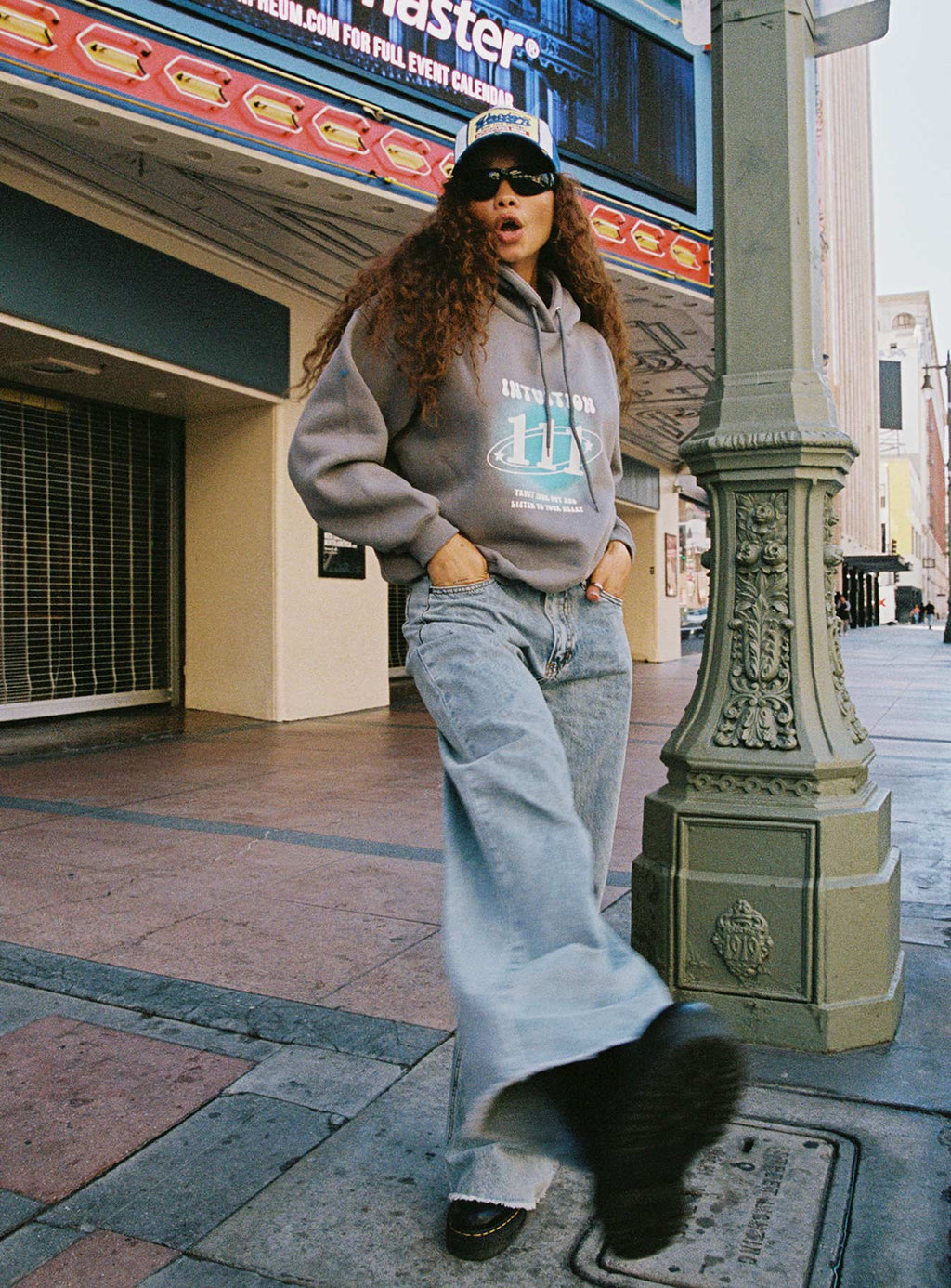 Eivissa High Rise Baggy Jeans Faded Denim