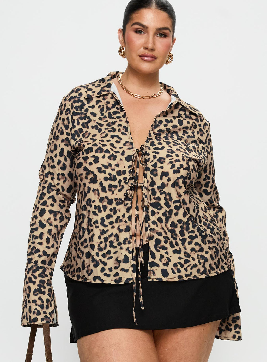 Toriah Long Sleeve Tie Up Top Leopard Curve