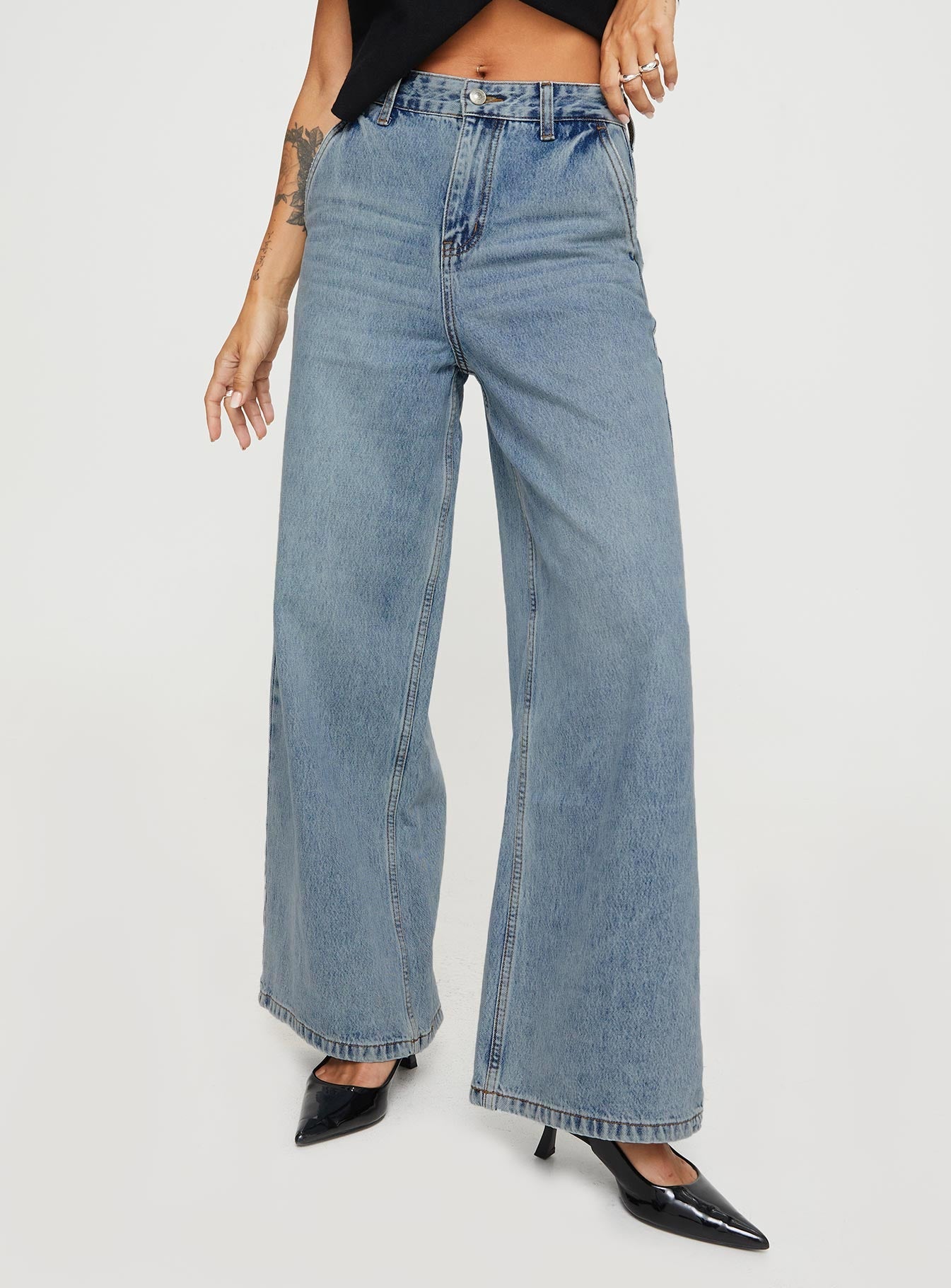 Jewelz High Rise Wide Leg Jeans Light Wash