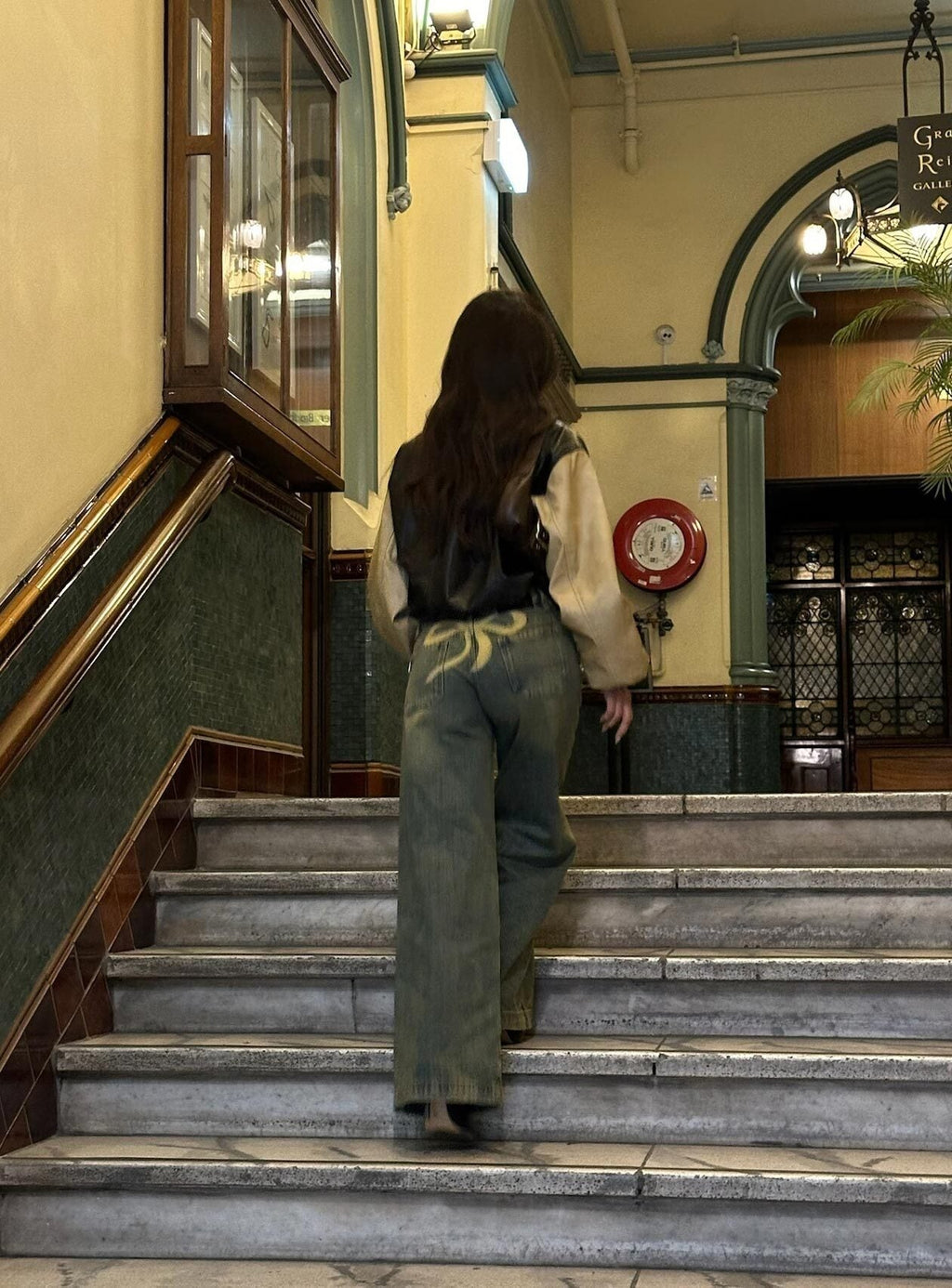 Ribbon Stamp Low Rise Wide Leg Jeans Antique Wash Petite