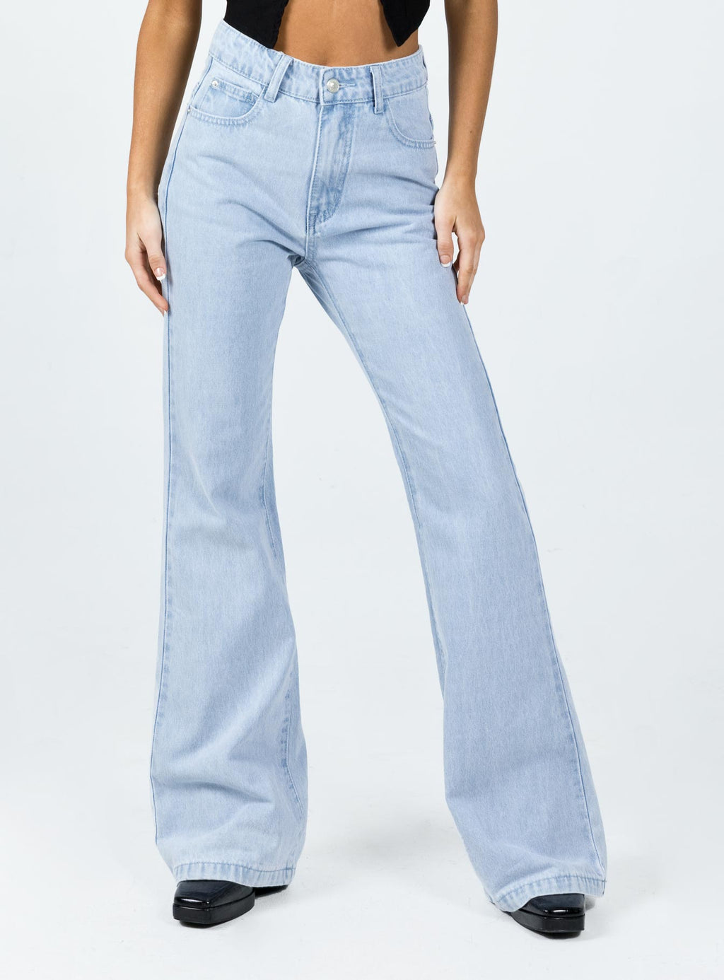 Cabarita Lounge Denim Jeans Light Wash