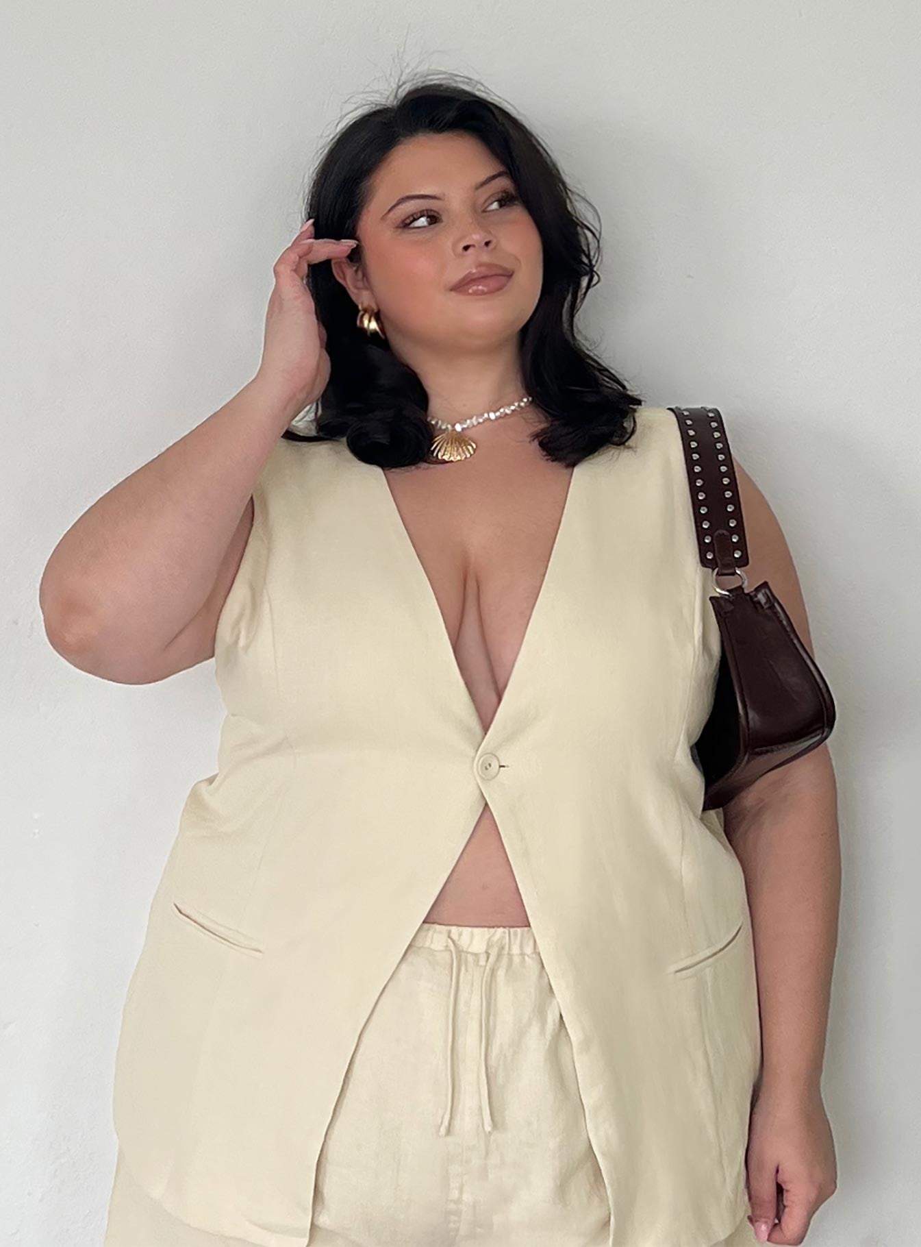 Days With You Linen Blend Vest Top Sand Curve