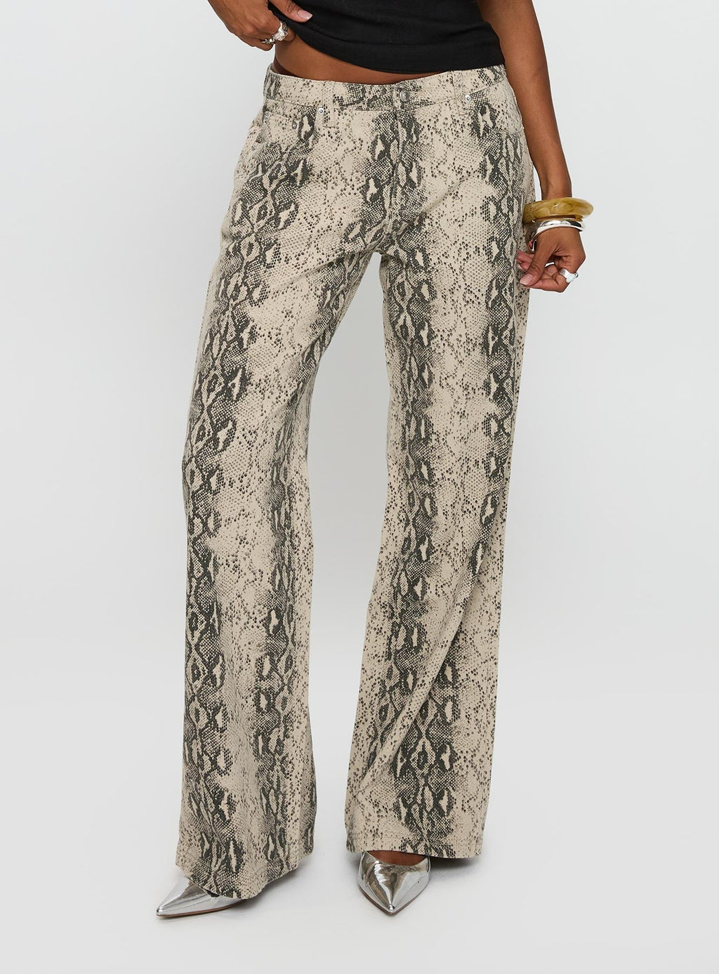 Serpentina Low Rise Straight Leg Jeans Snake