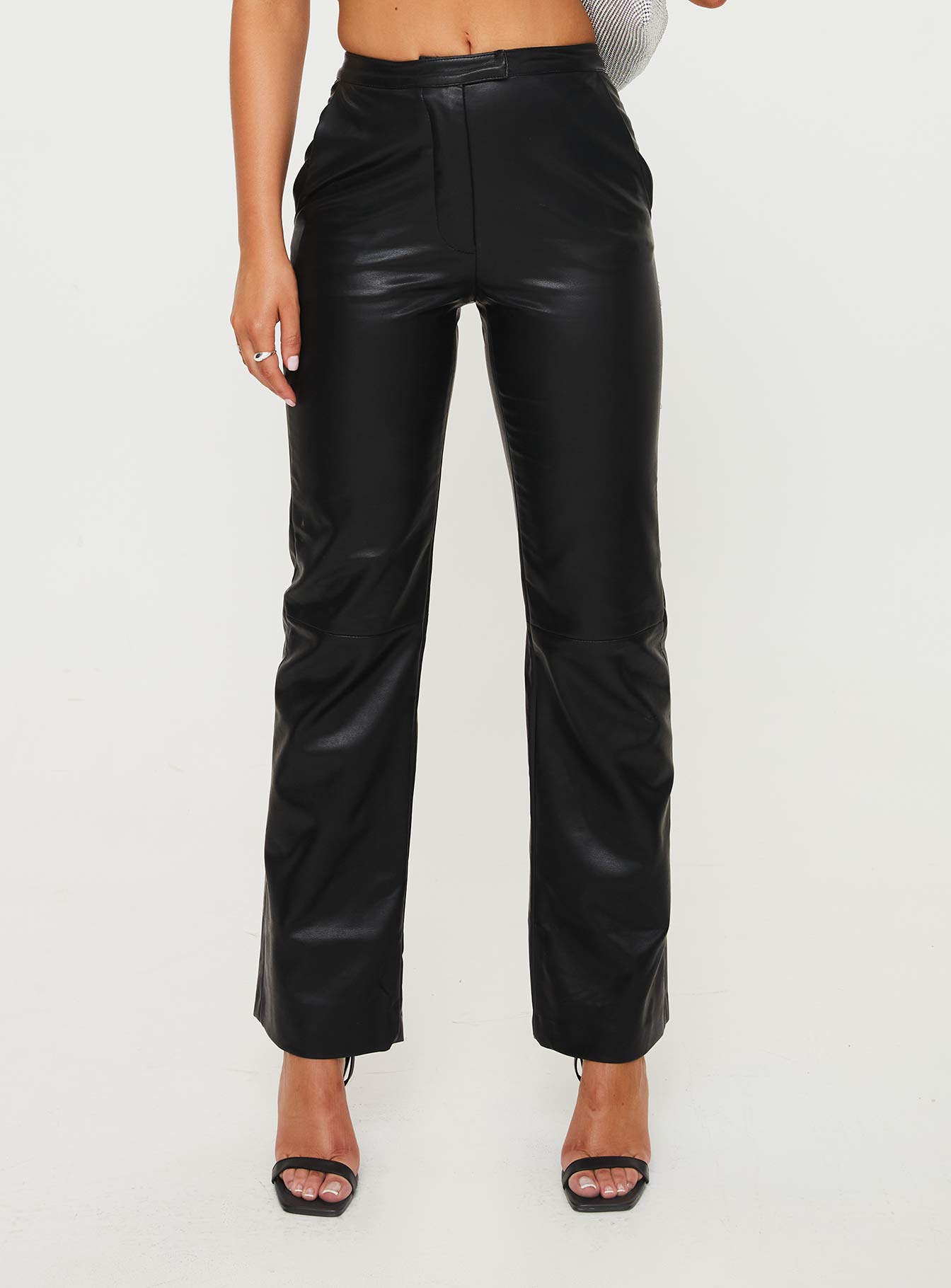 Zyaire Mid Rise Faux Leather Pants Black
