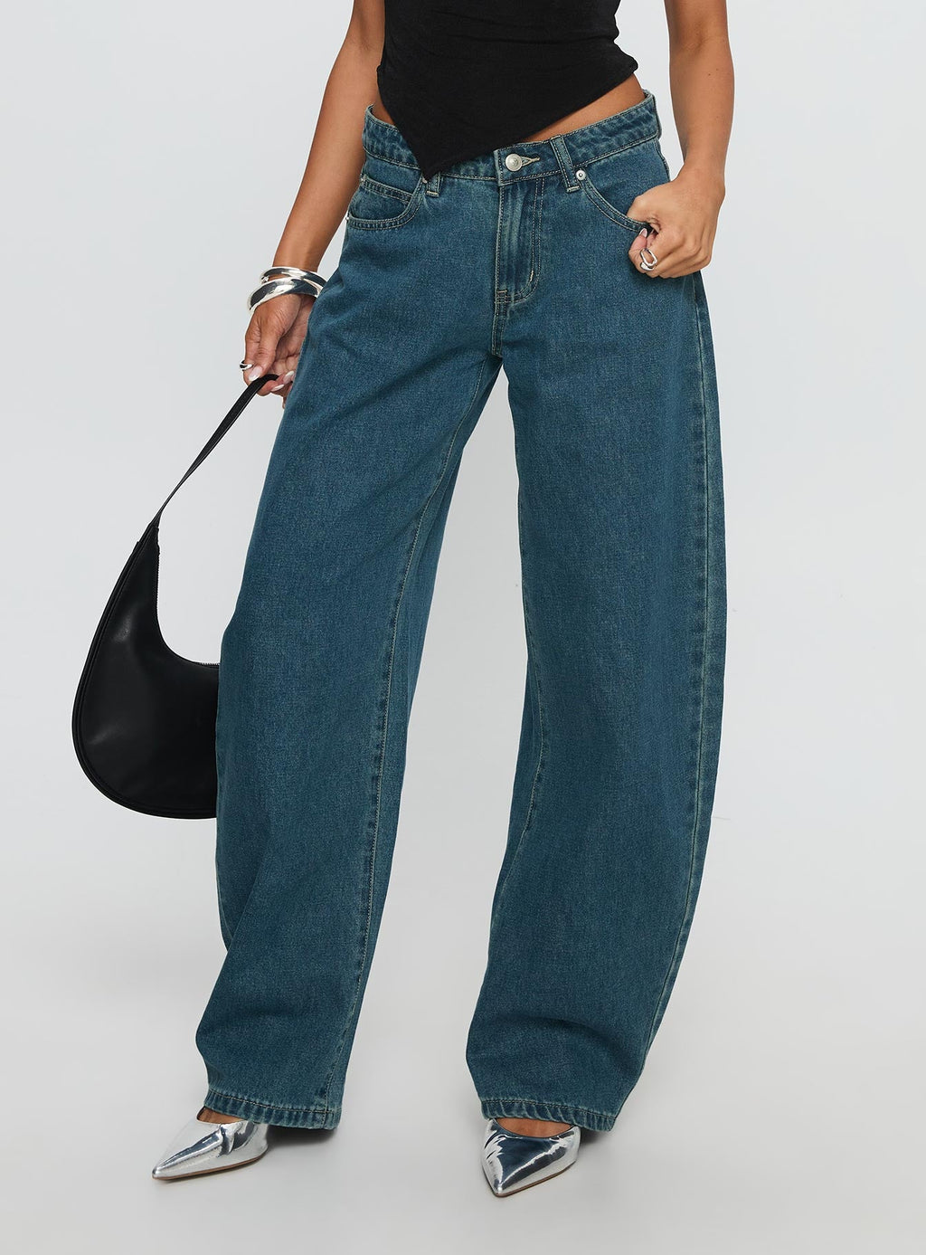 Juda Mid Rise Barrel Leg Jeans Mid Blue Wash