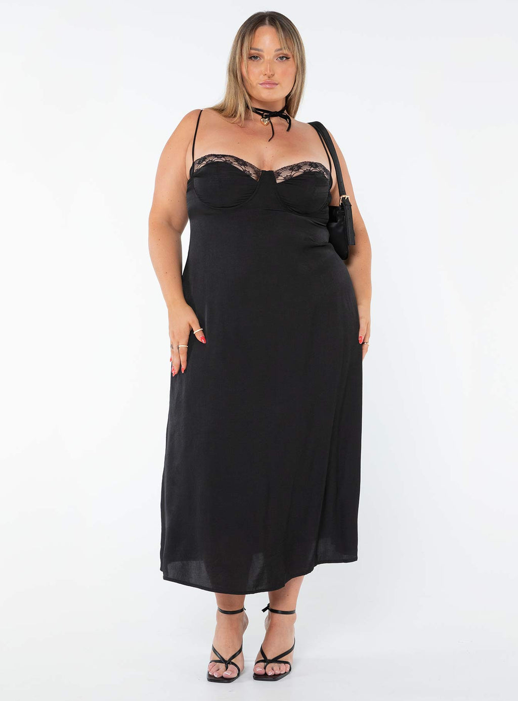 Hazel Midi Dress Black Curve