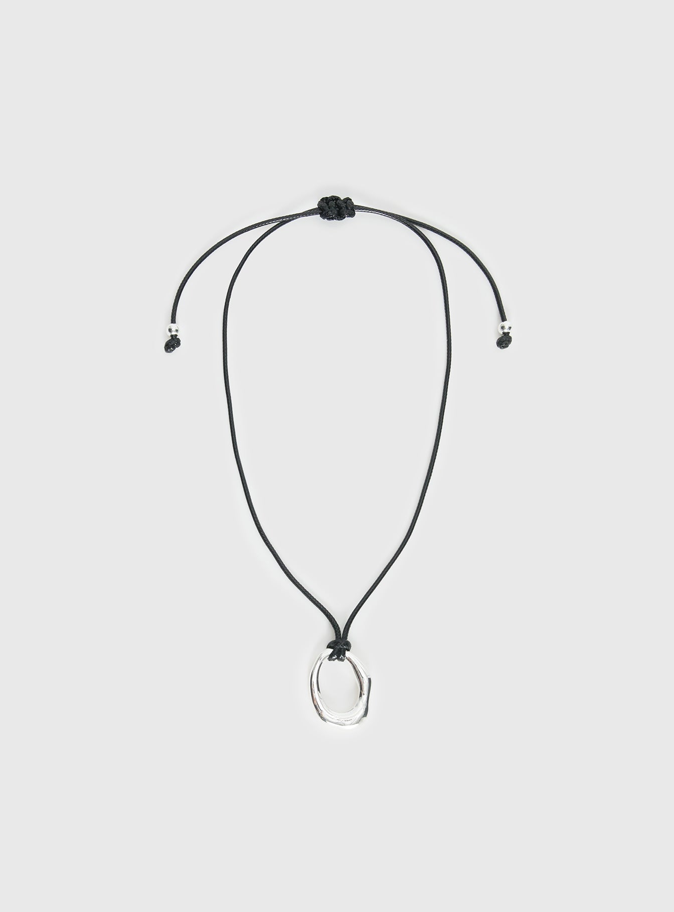 Star Quality Pendant Necklace Black / Silver