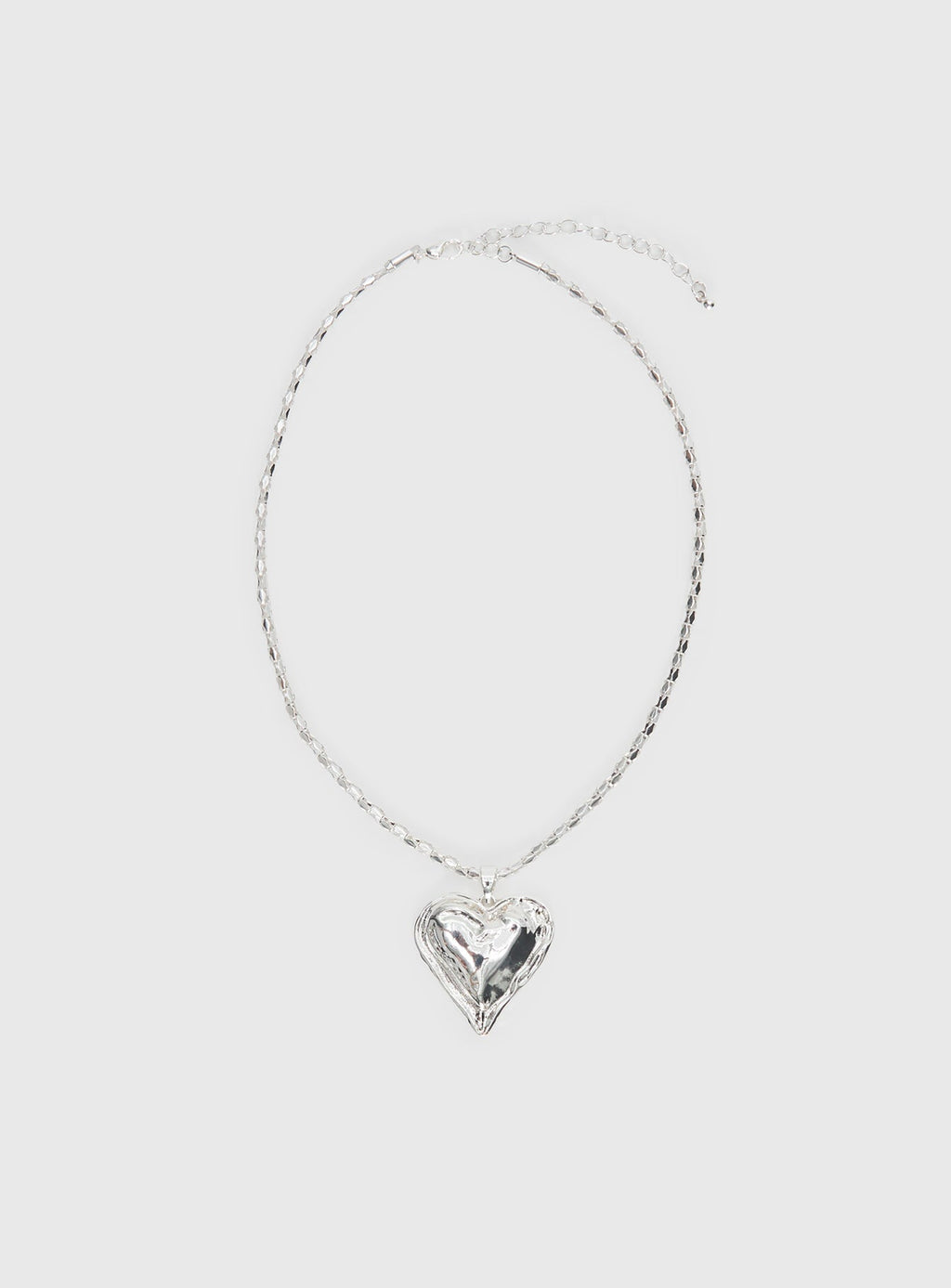 Fascinated Heart Pendant Necklace Silver