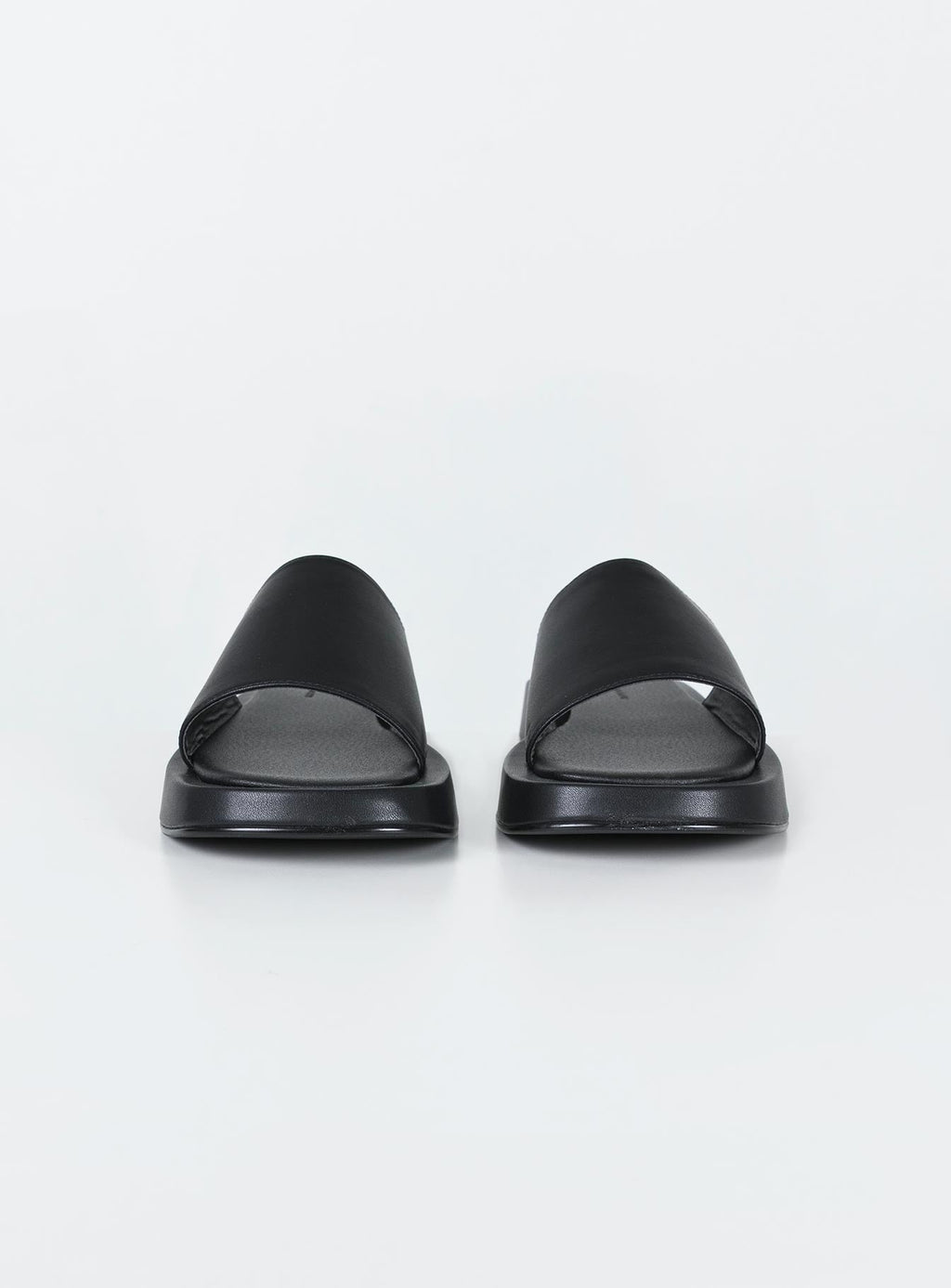 Madeira Sandals Black
