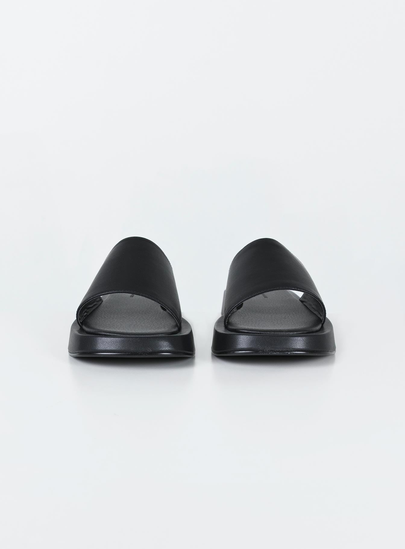 Madeira Sandals Black