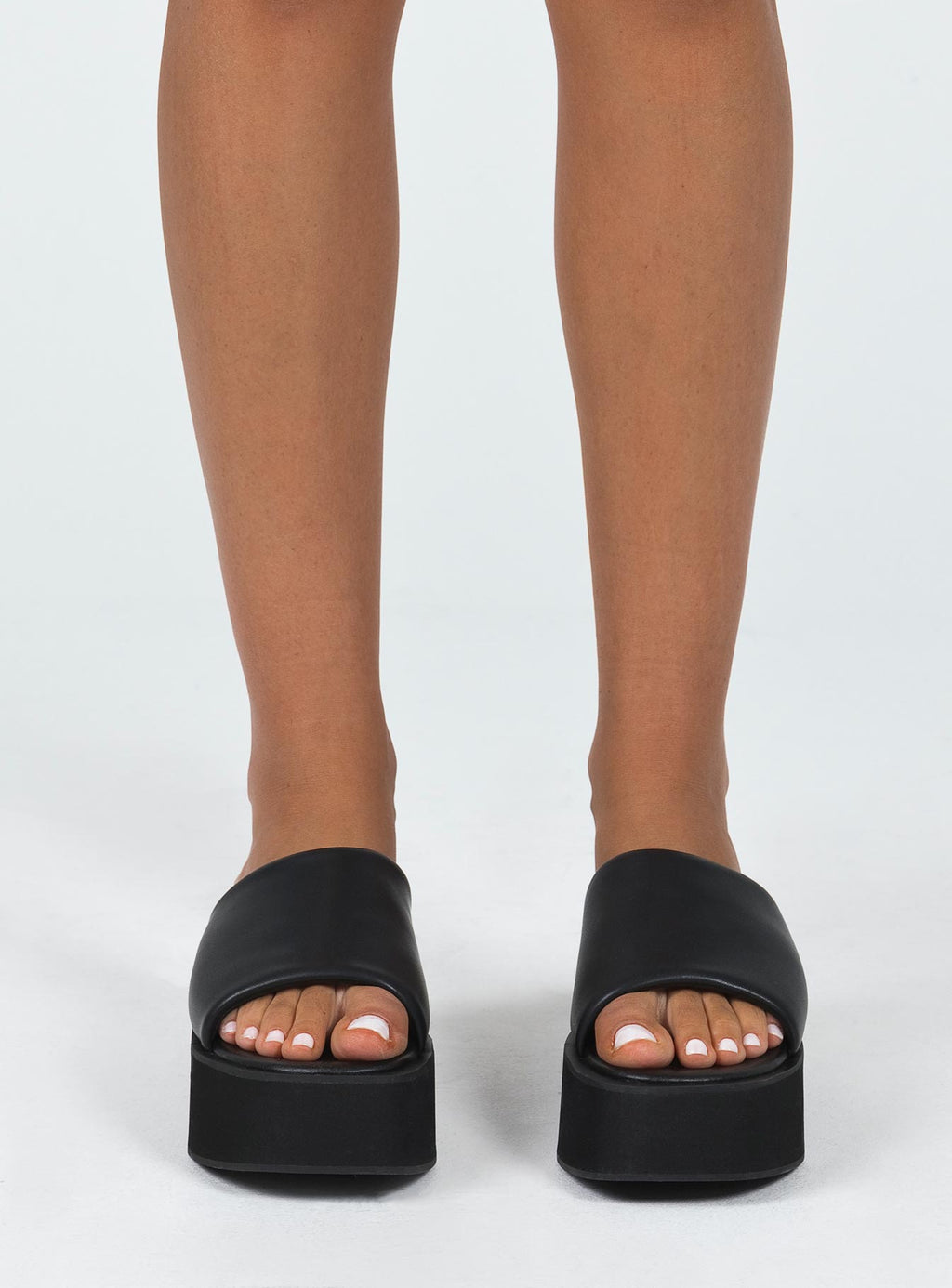 Hugo Flatforms Black