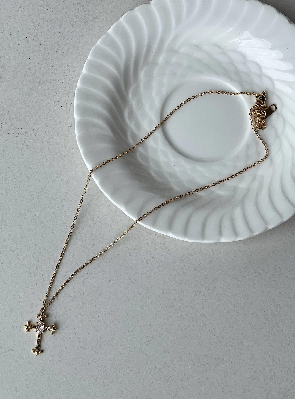 Brassie Necklace Gold