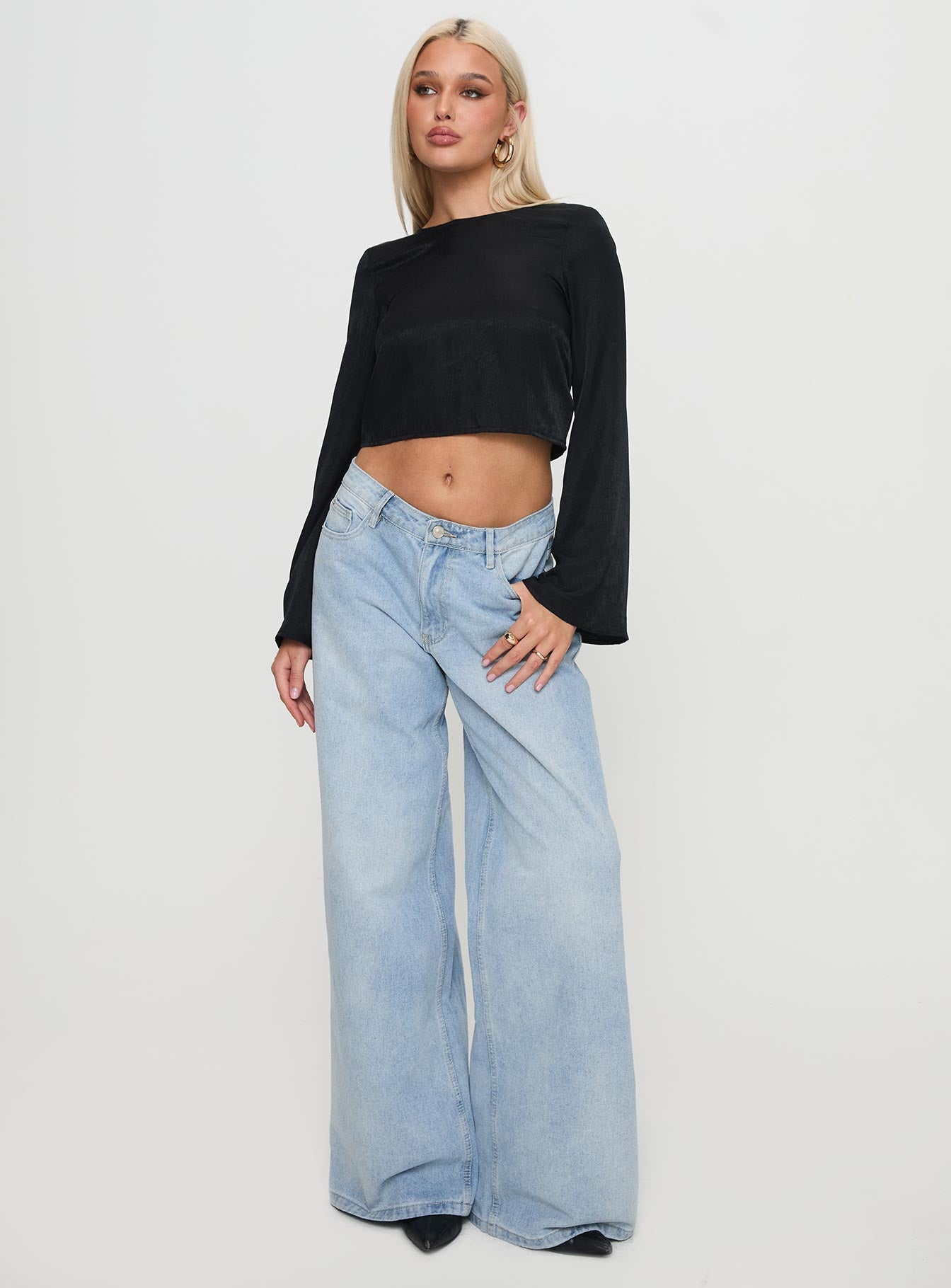 Rhydian Long Sleeve Tie Top Black