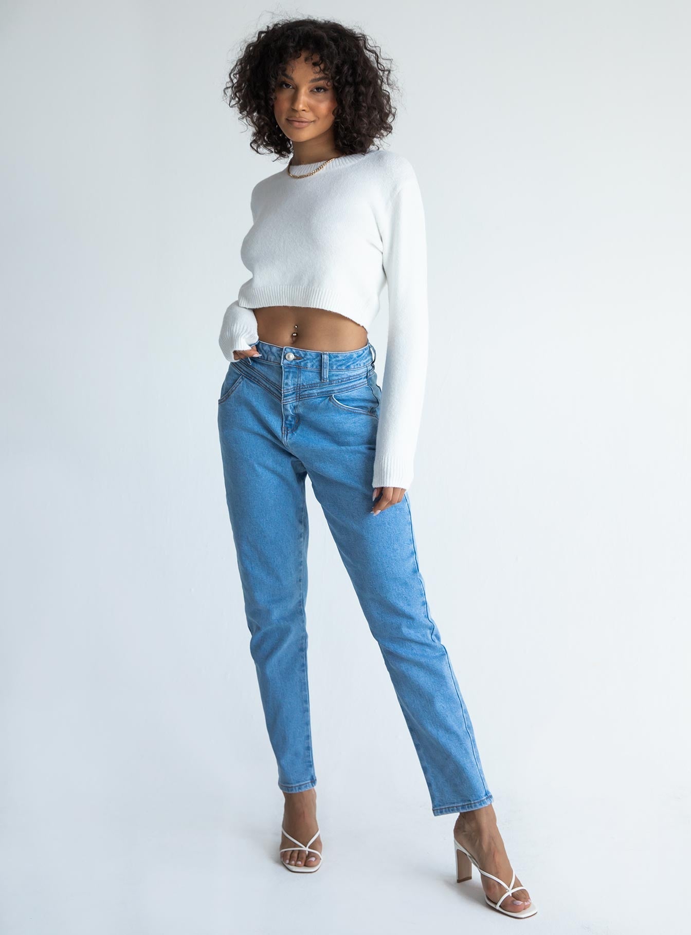 Leila Yolk Mom Denim Jeans
