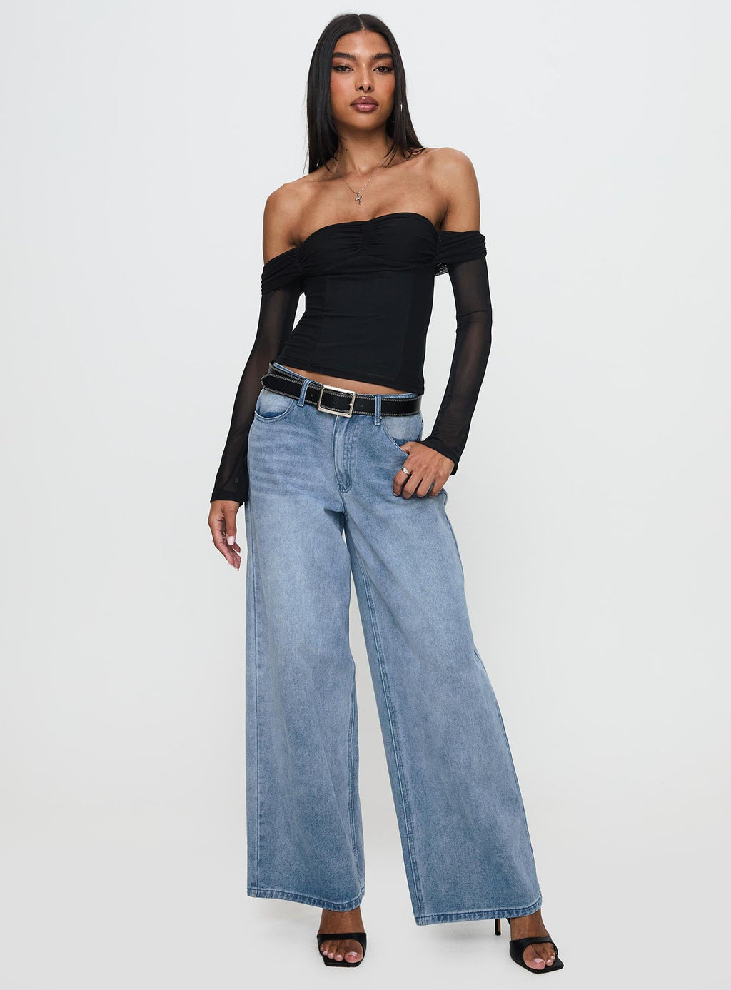 Saelan Off Shoulder Long Sleeve Top Black