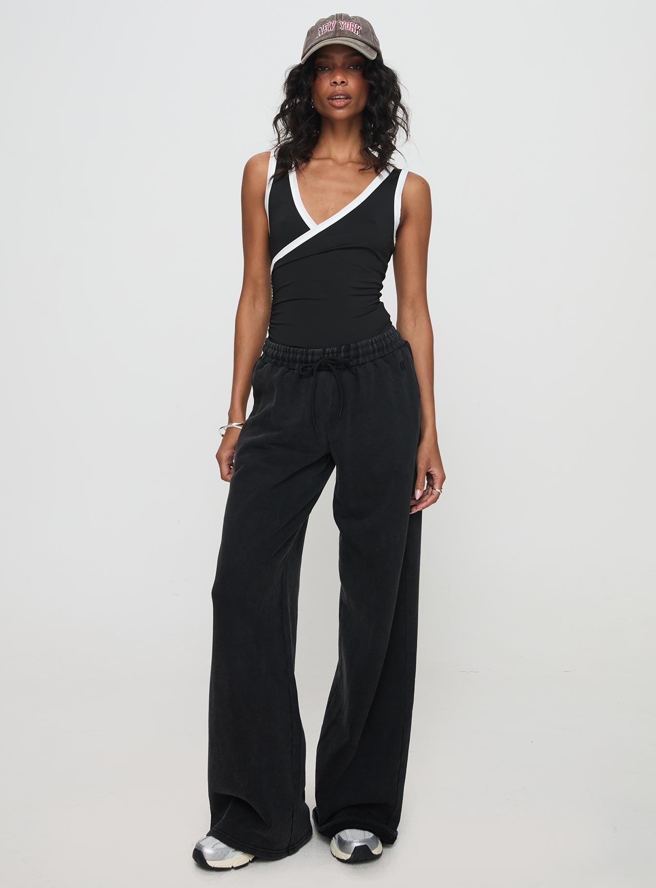 Fiorah Bodysuit Black / White