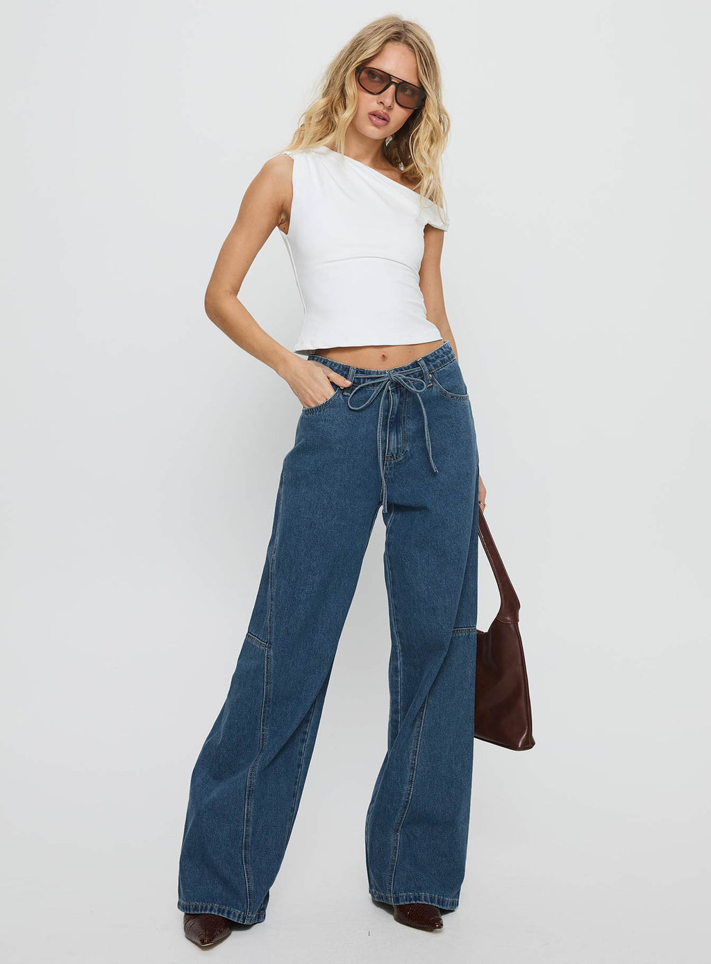 Bruiser Mid Rise Wide Leg Jeans Mid Blue Wash
