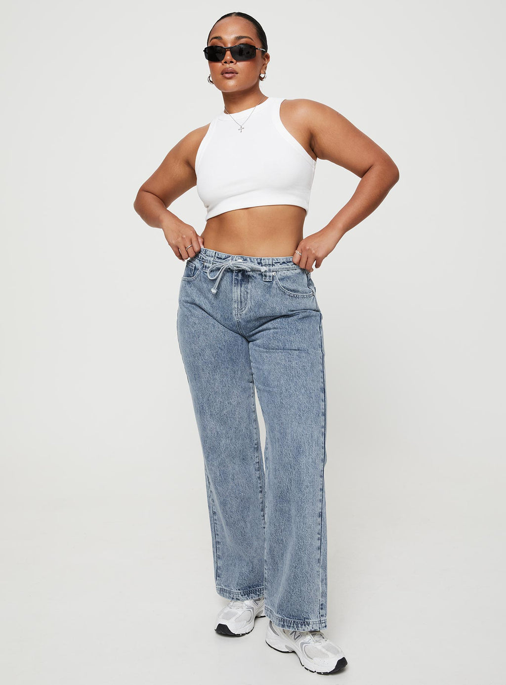 Pemberton High Rise Straight Leg Jeans Mid Wash Denim