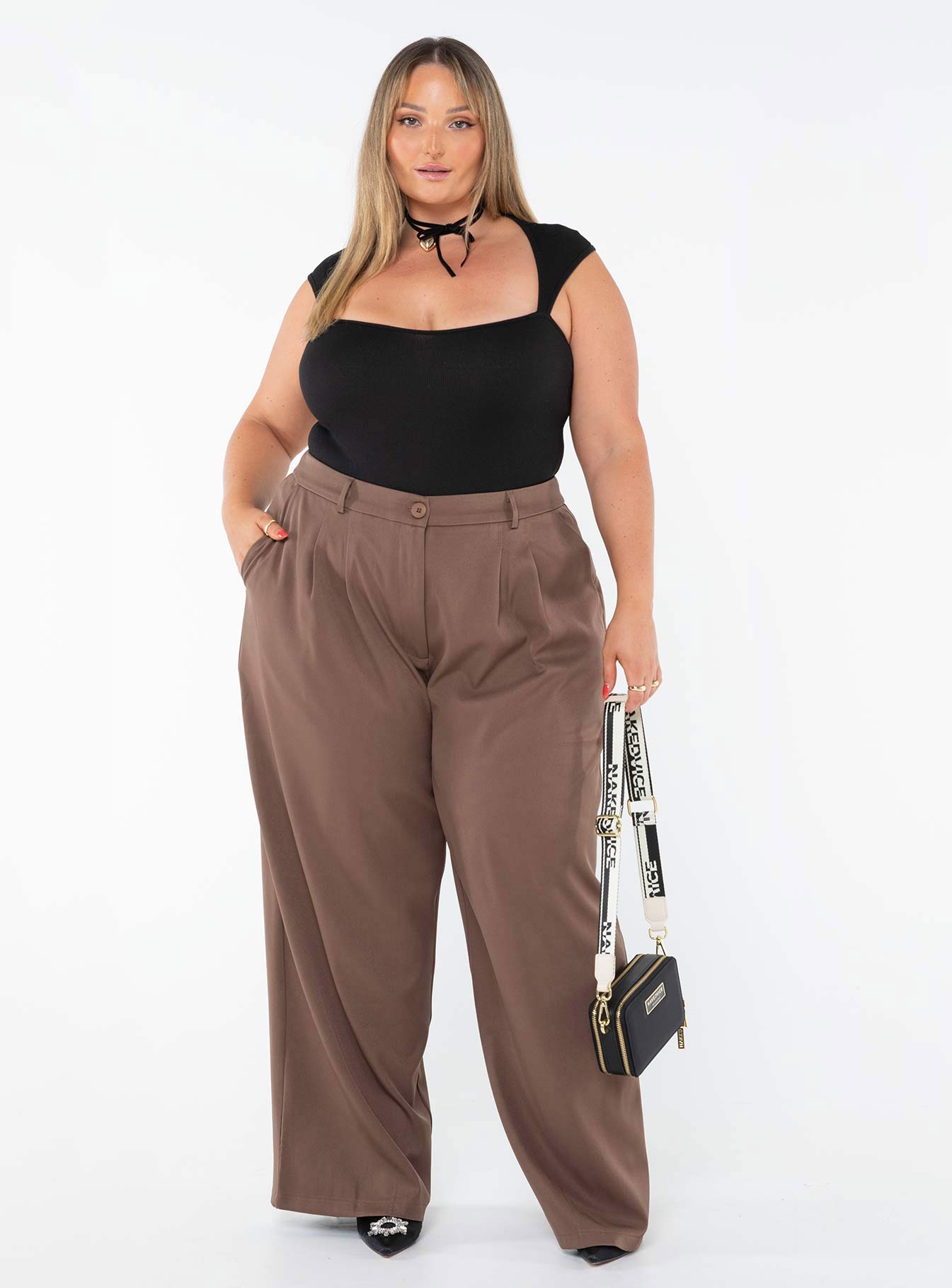 Archer Pants Brown Curve