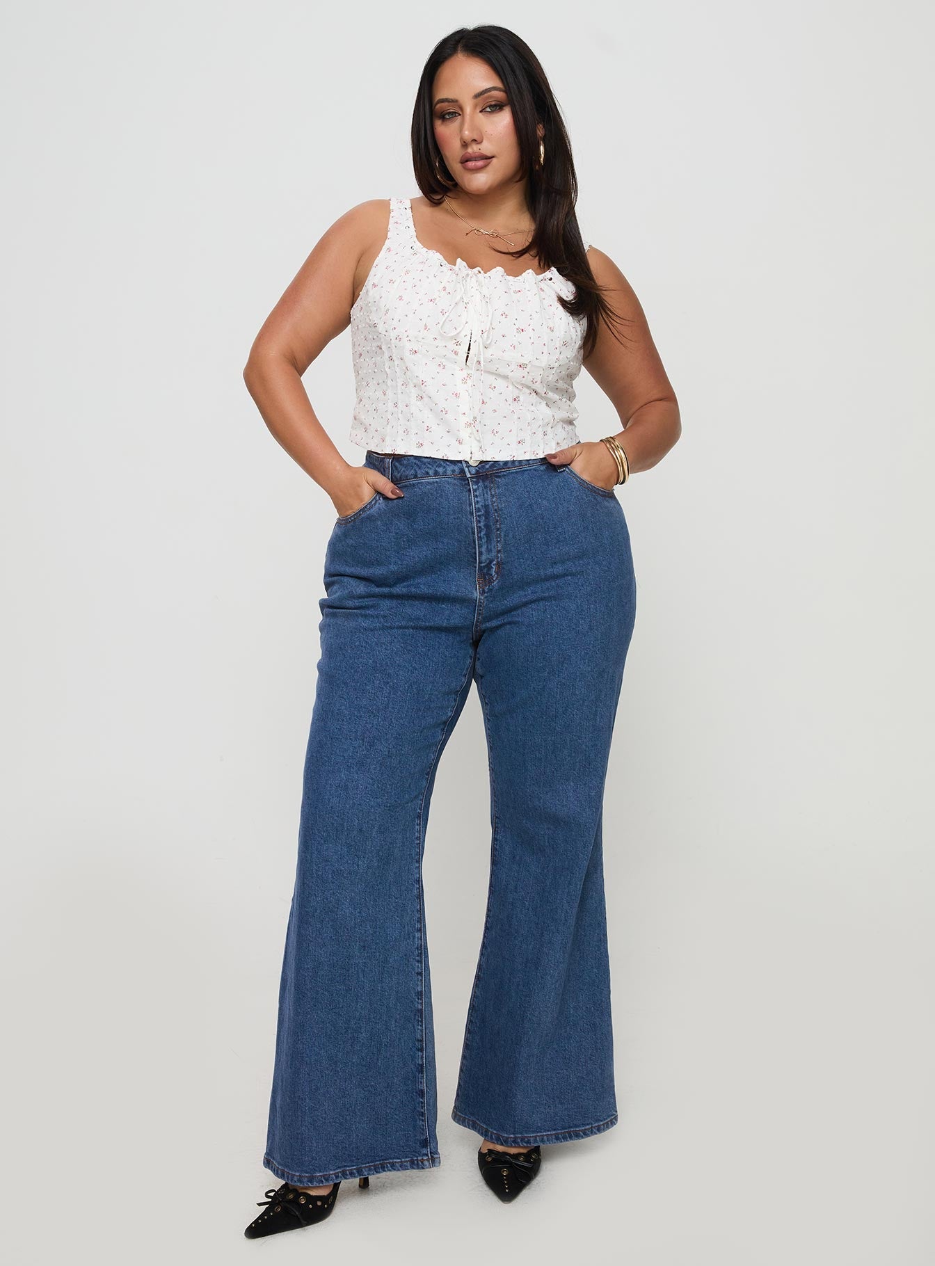 Lucille High Rise Flared Jeans Mid Wash Curve