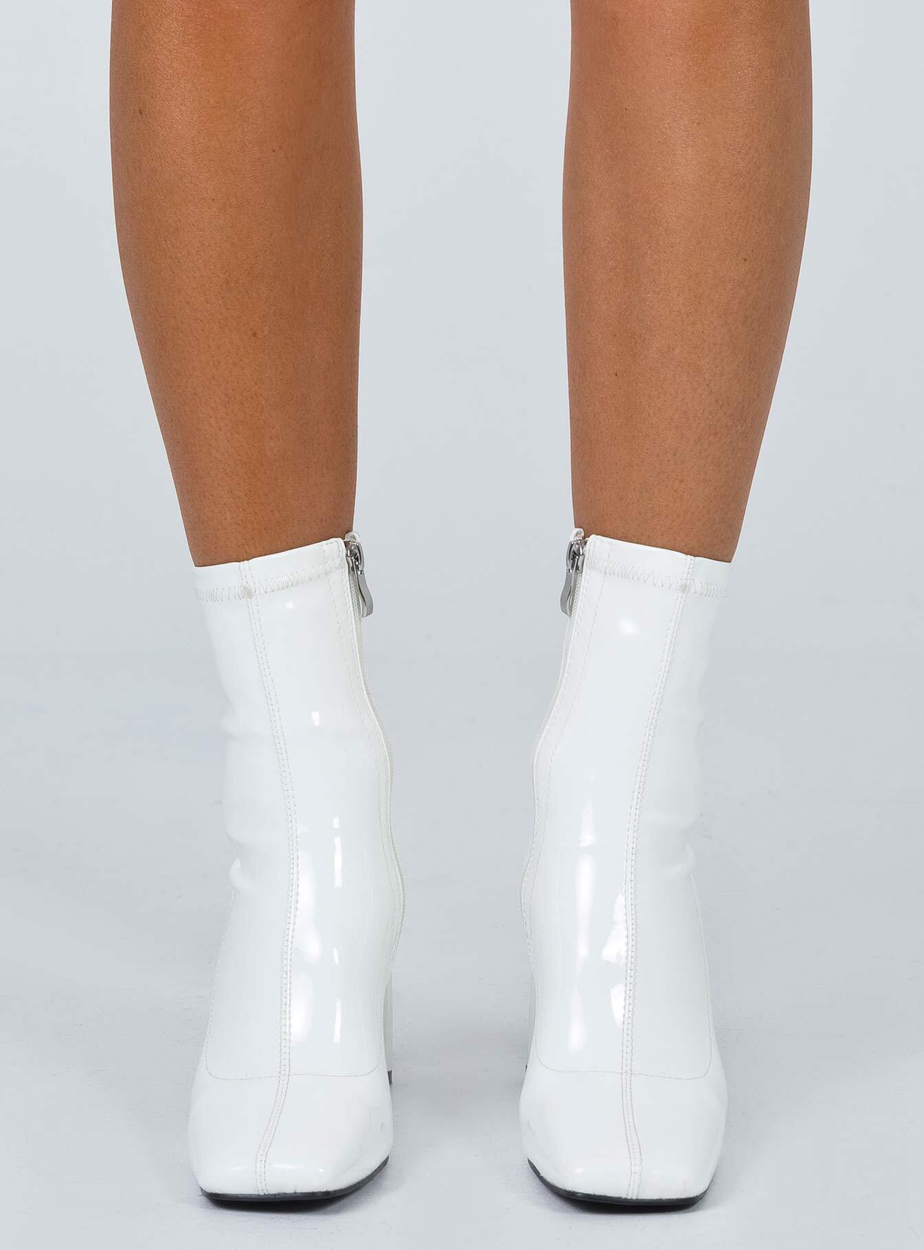 San Antonio Boots White