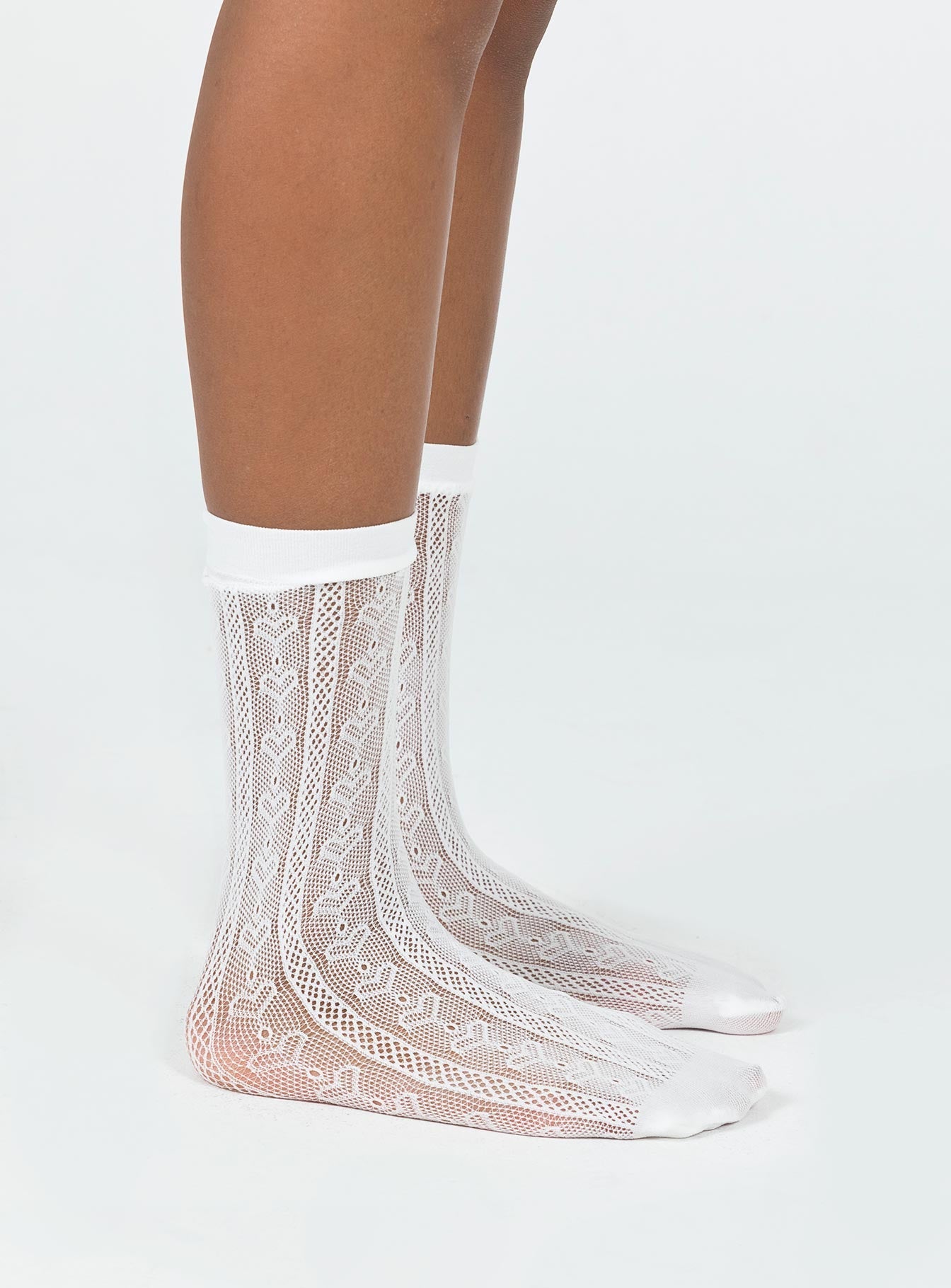 Yelena Heart Socks White