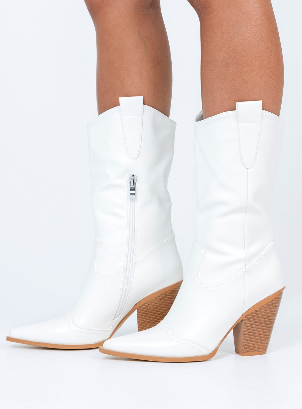 Nomi Boots White