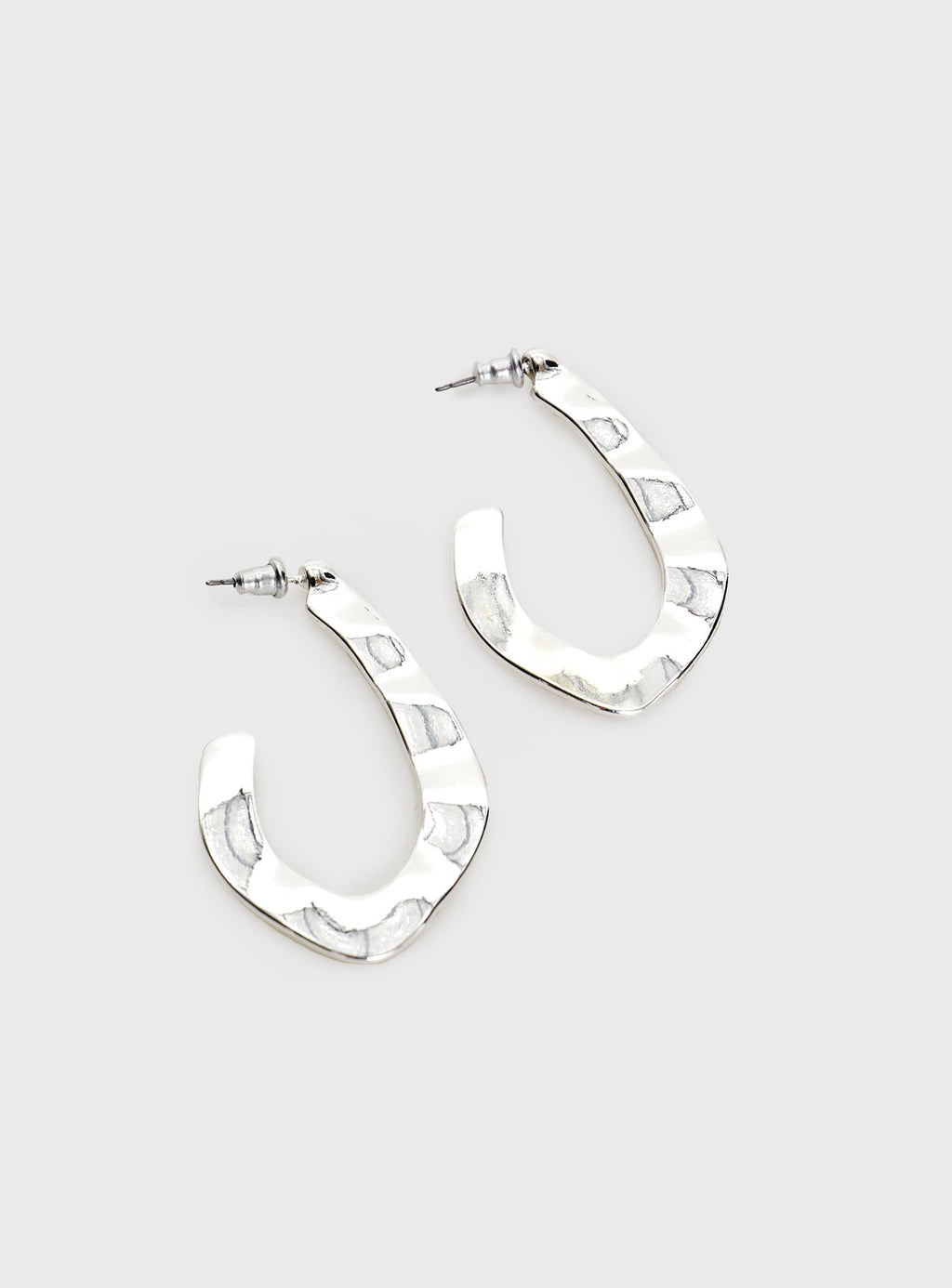 Catch On Earrings Silver
