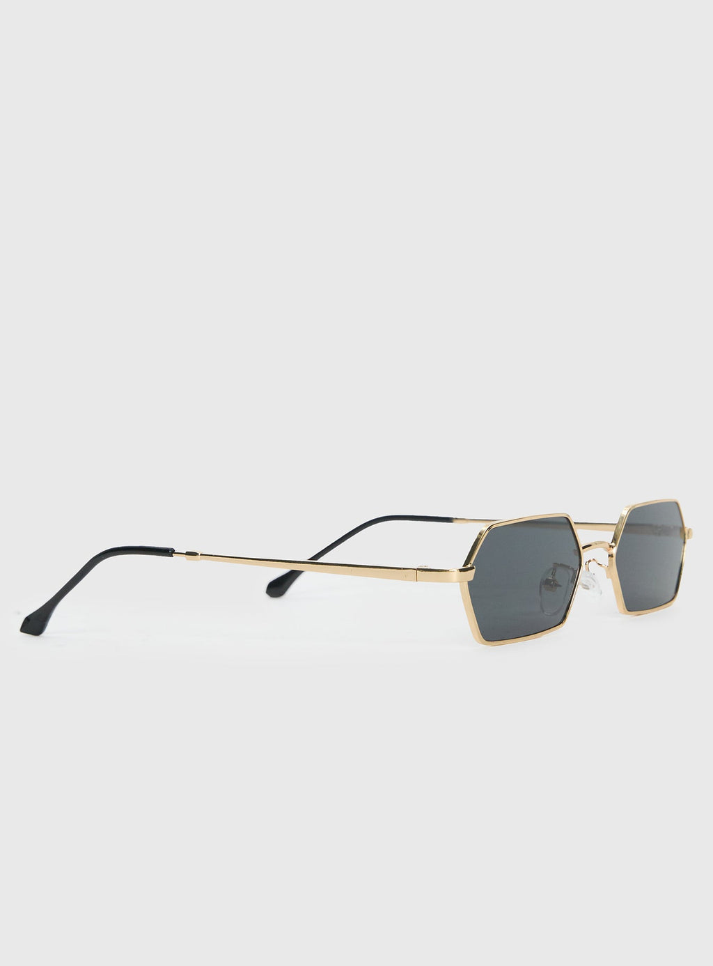 Coast To Coast Sunglasses Gold / Black