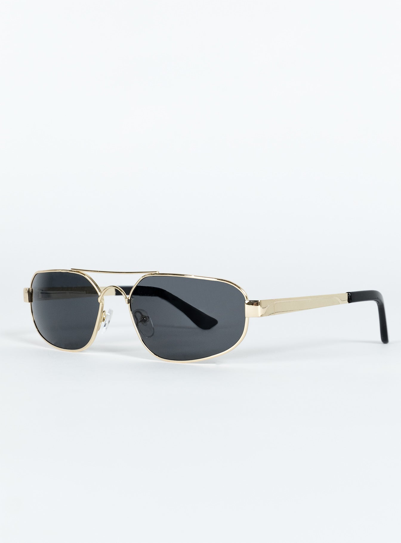 Nena Sunglasses Gold / Black