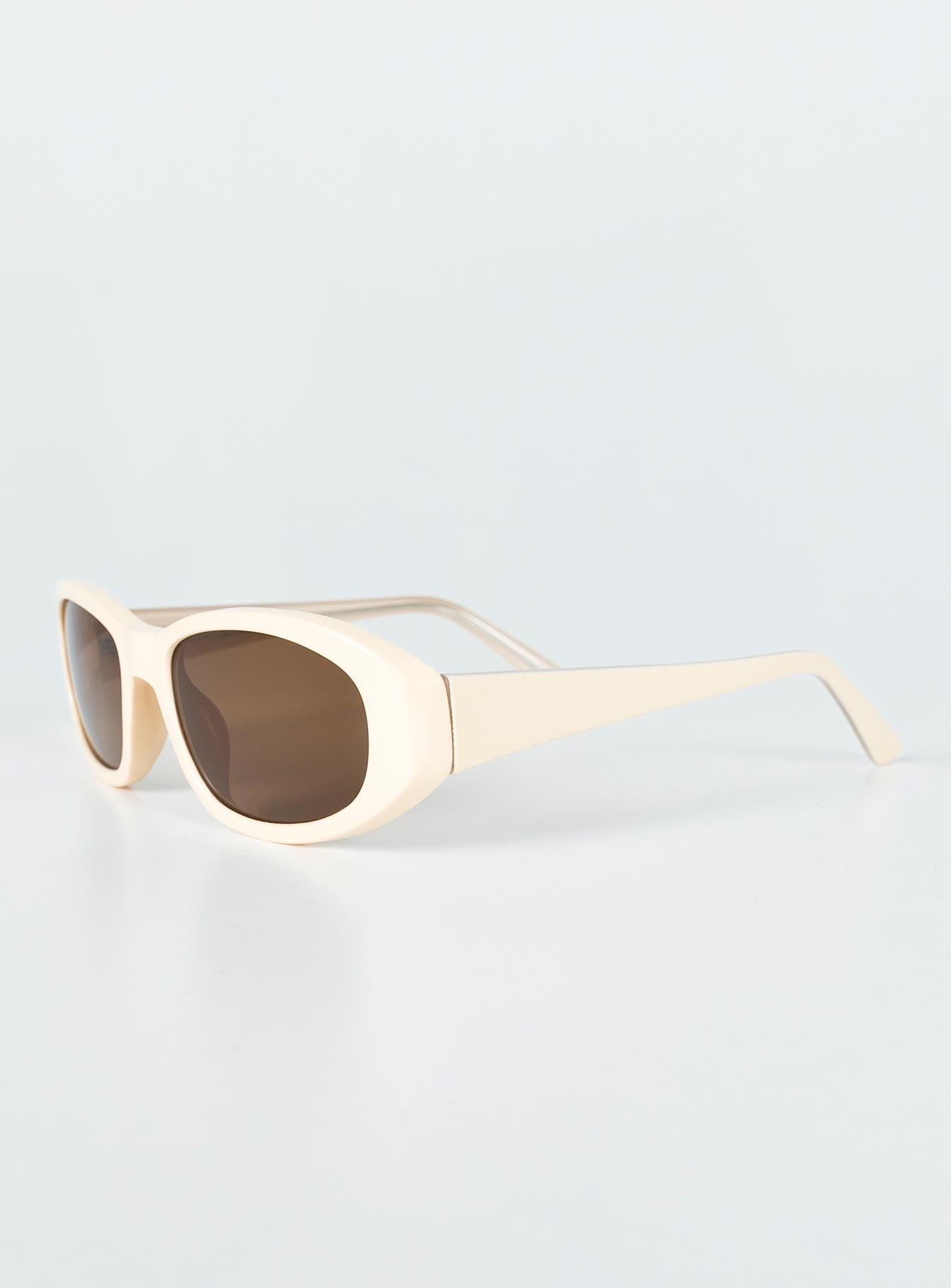Cabrera Sunglasses Beige