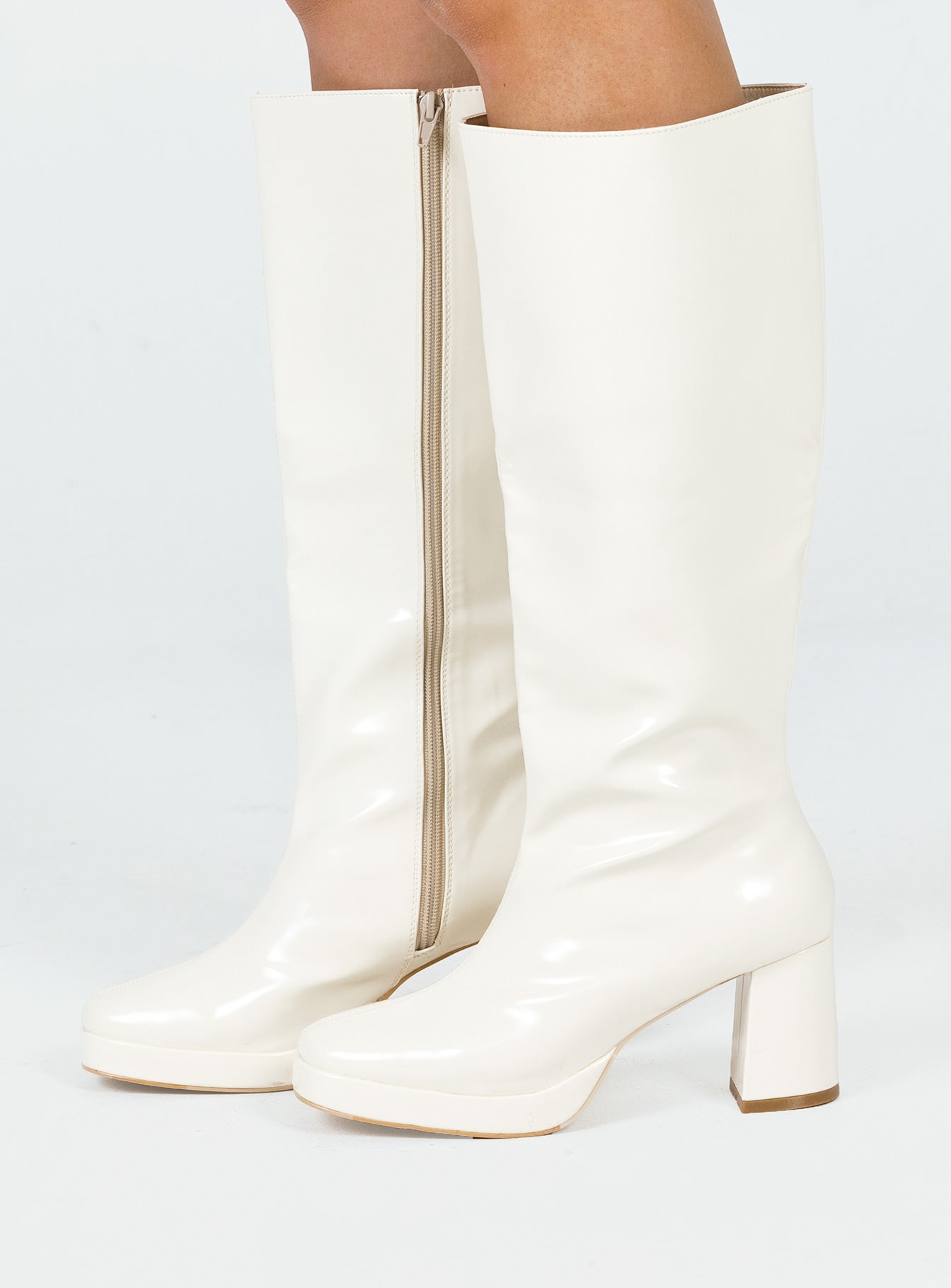 Marianne Boots Cream