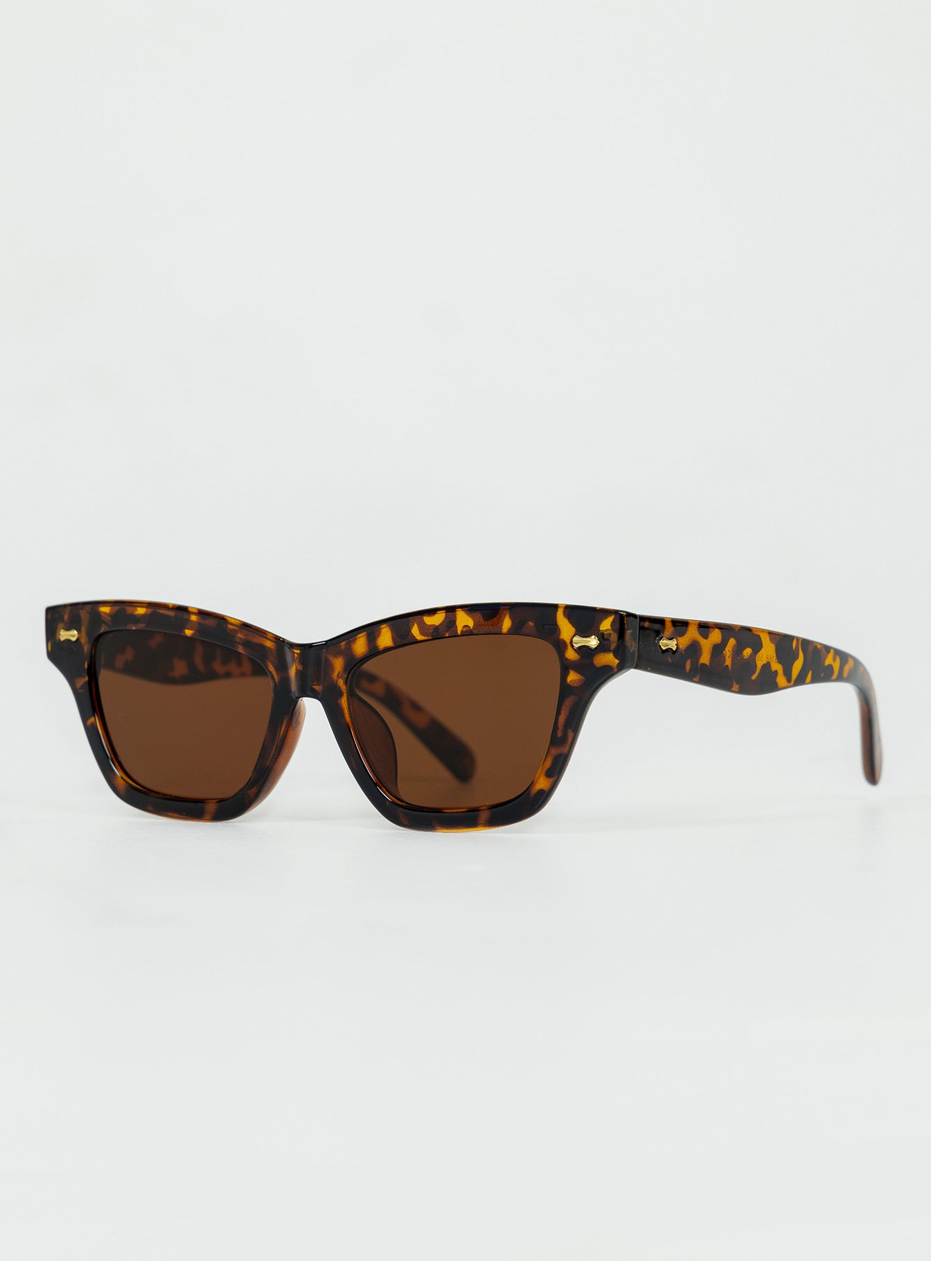 Alley Sunglasses Tort