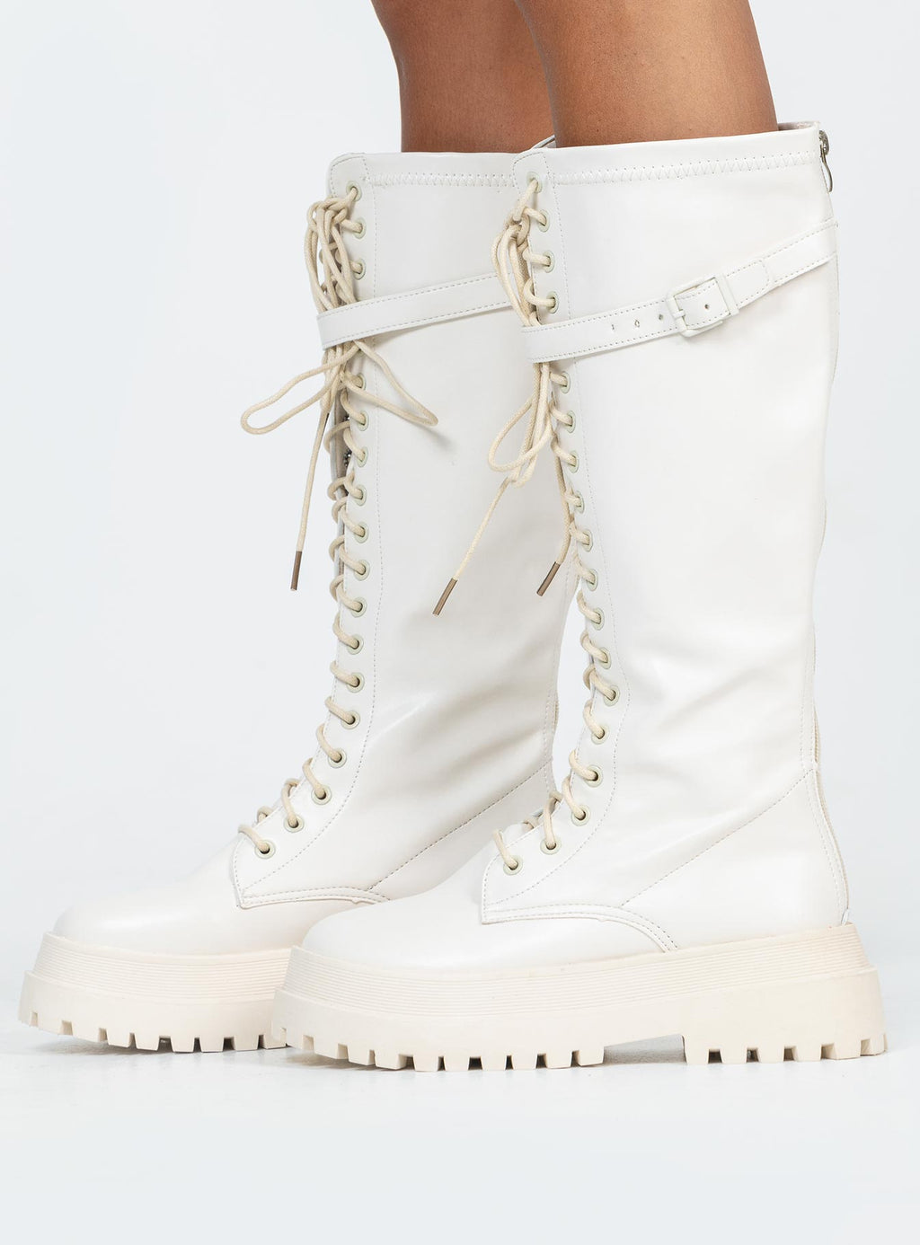 Fulton Lace Up Boots Cream