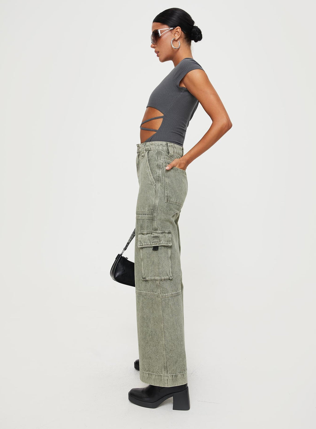 Making History Cargo Jeans Olive