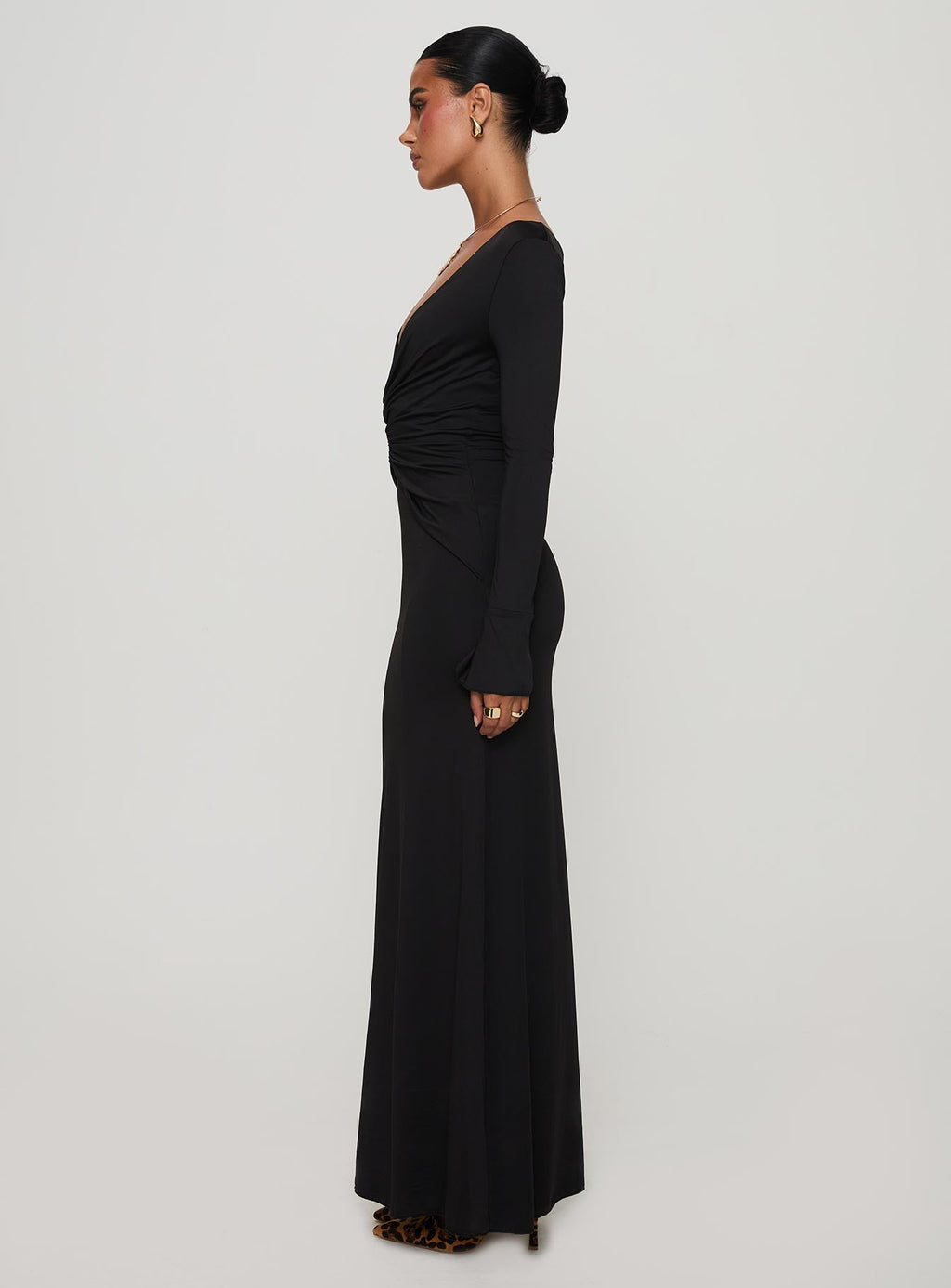 Lezure Plunge Long Sleeve Maxi Dress Black