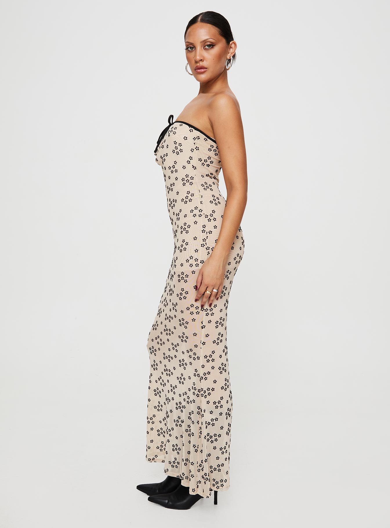 Illuminating Maxi Dress Beige Floral