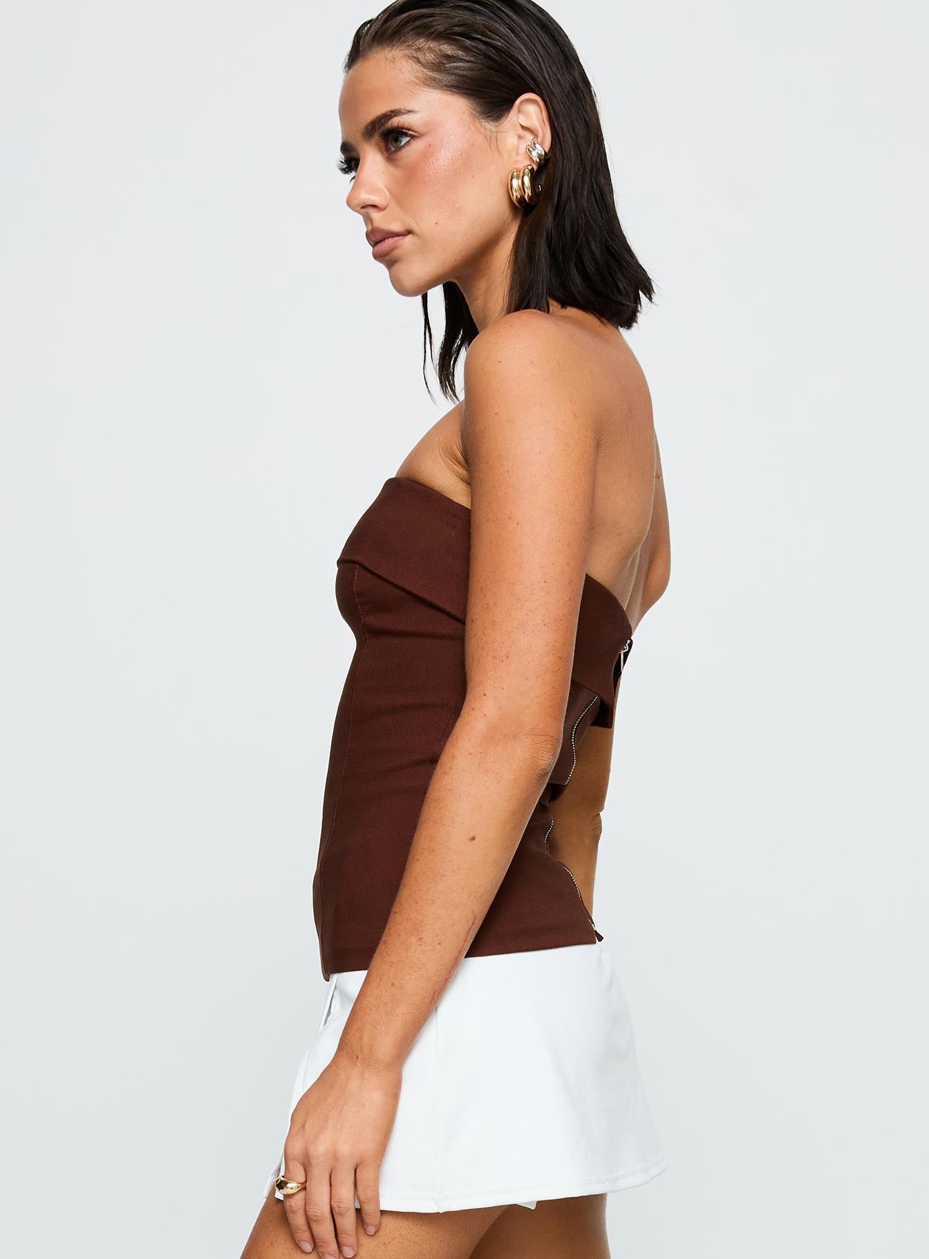 Good Looking Strapless Top Currant