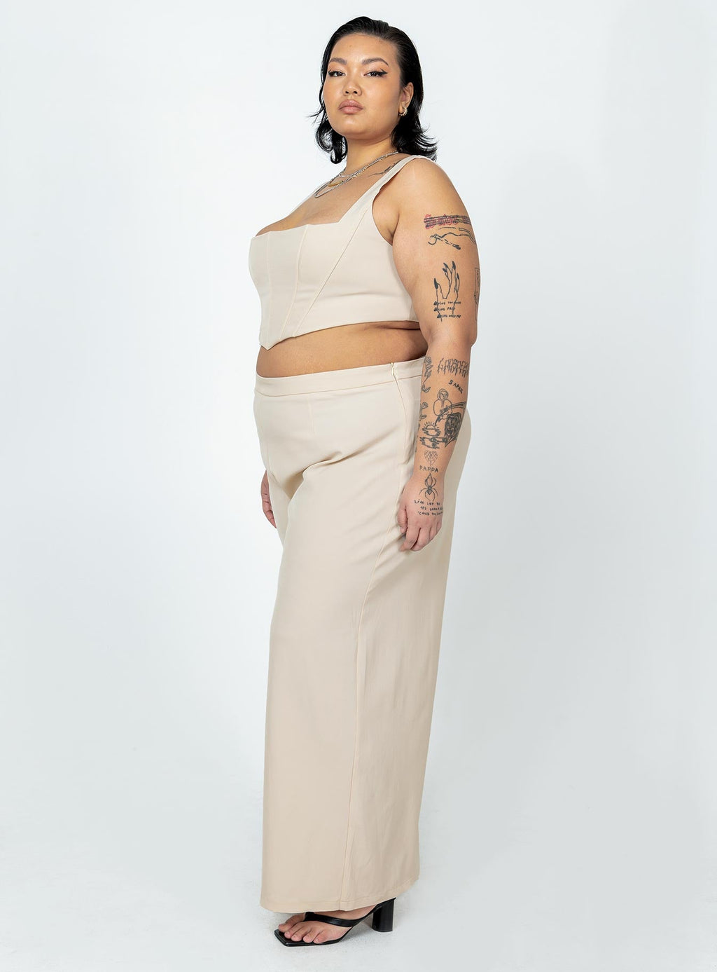 Elias Set Beige Curve