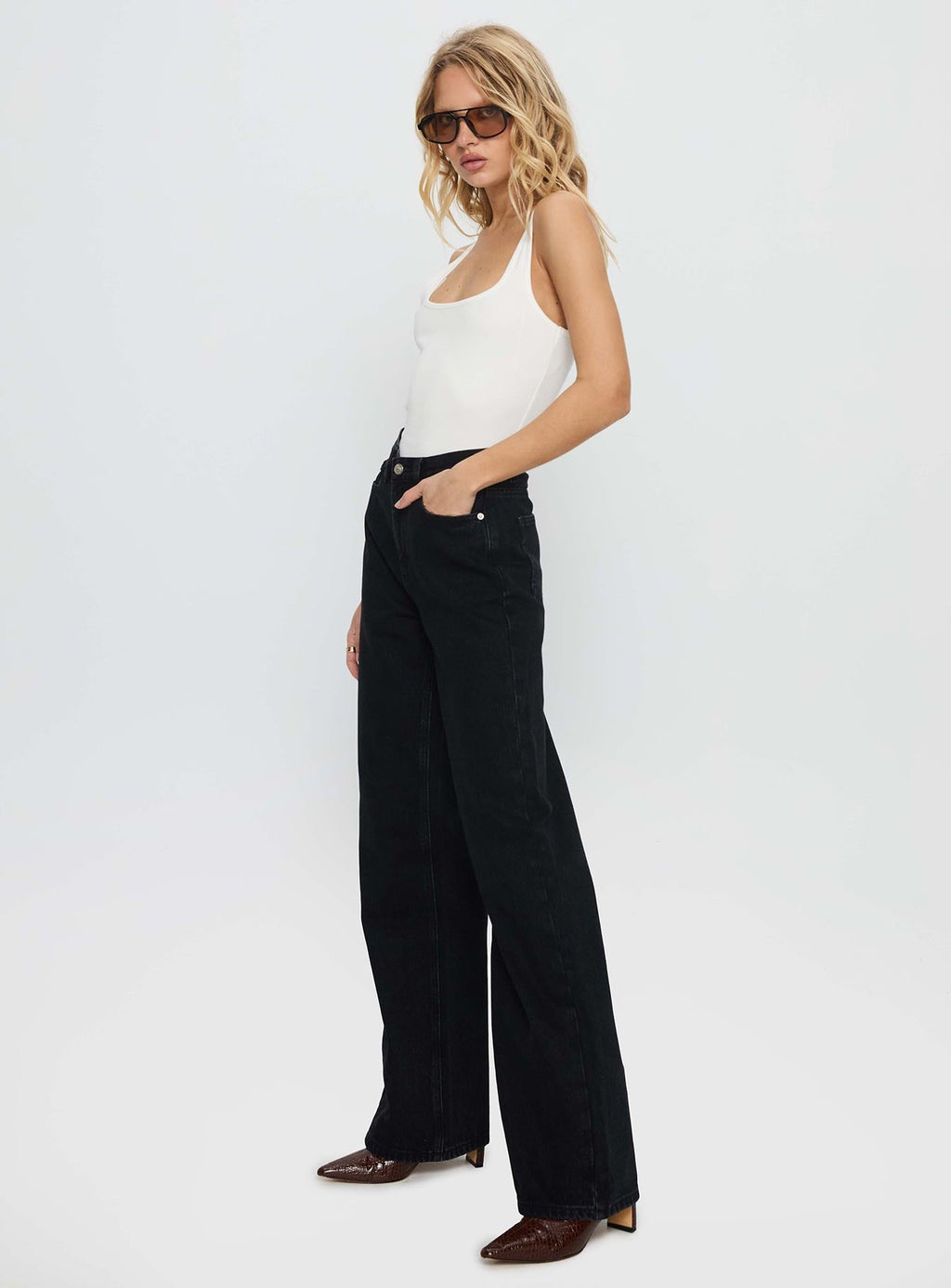 Maple Flare Jeans Washed Black