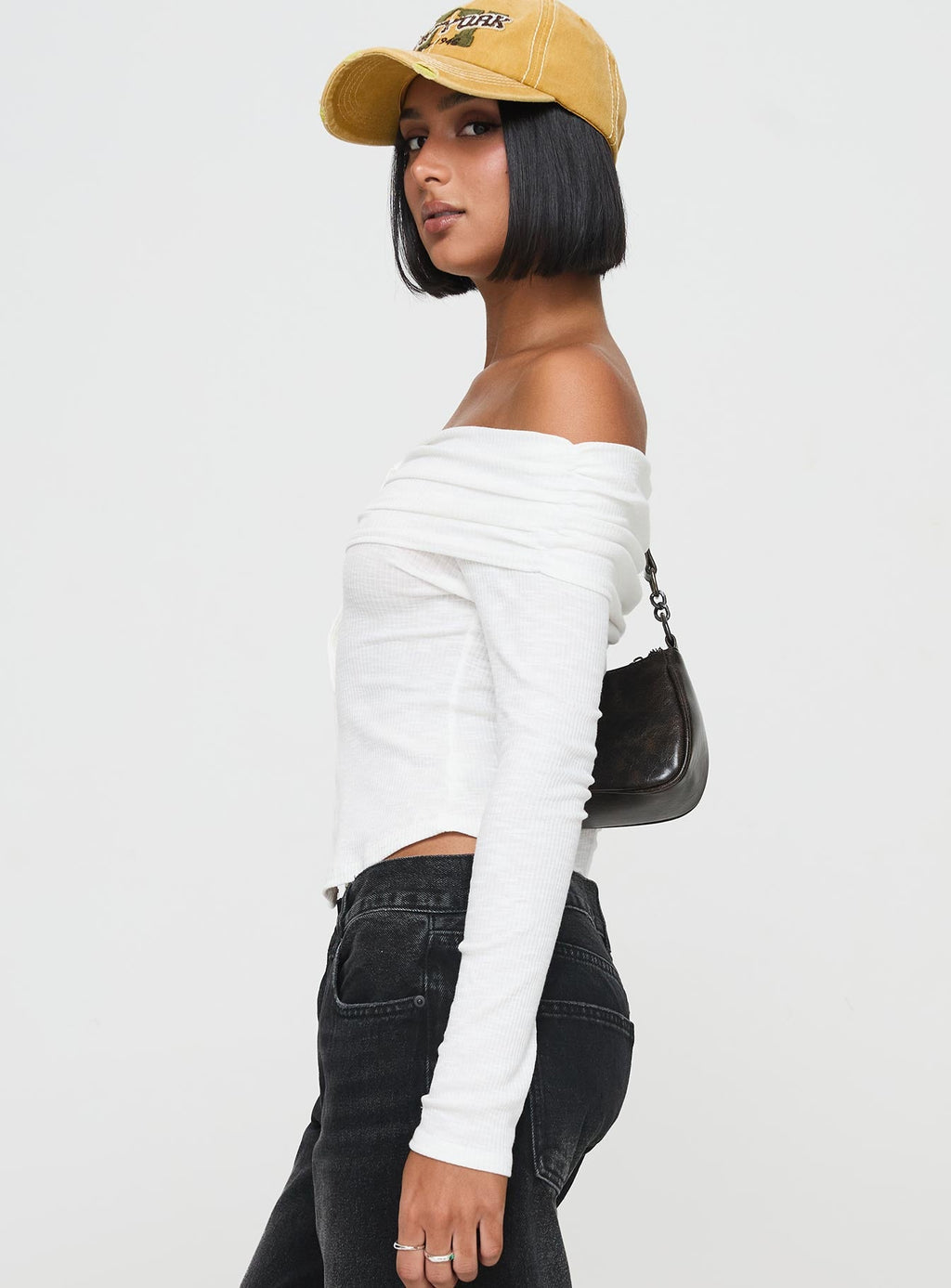 Victorea Off Shoulder Top White