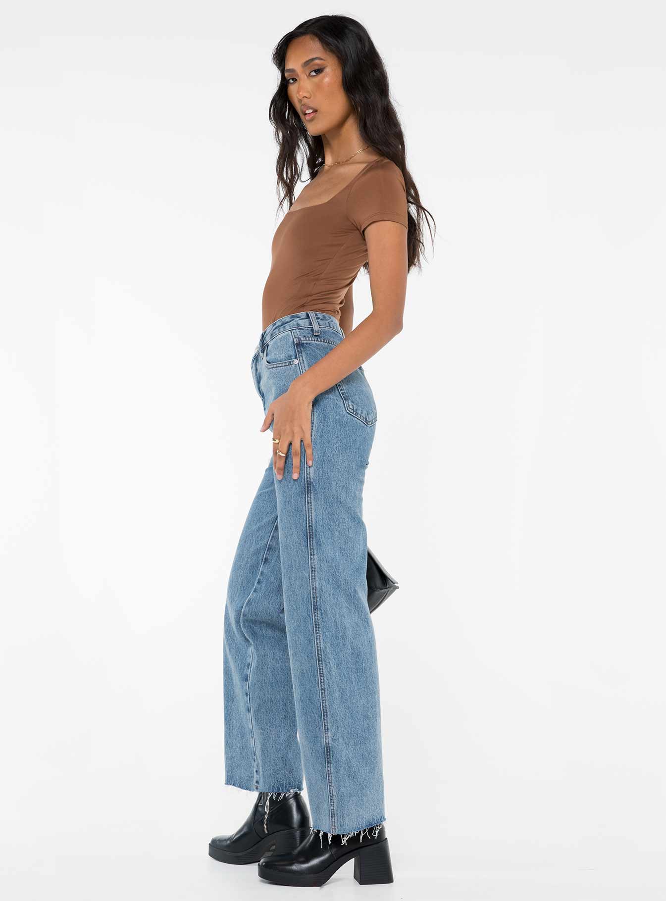 Arlington High Rise Straight Leg Jeans Mid Wash