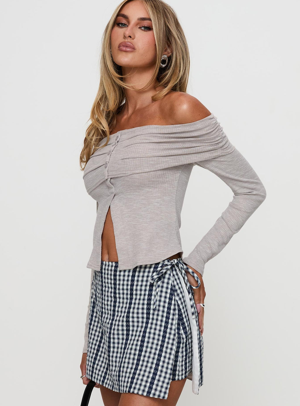Victorea Off Shoulder Top Grey