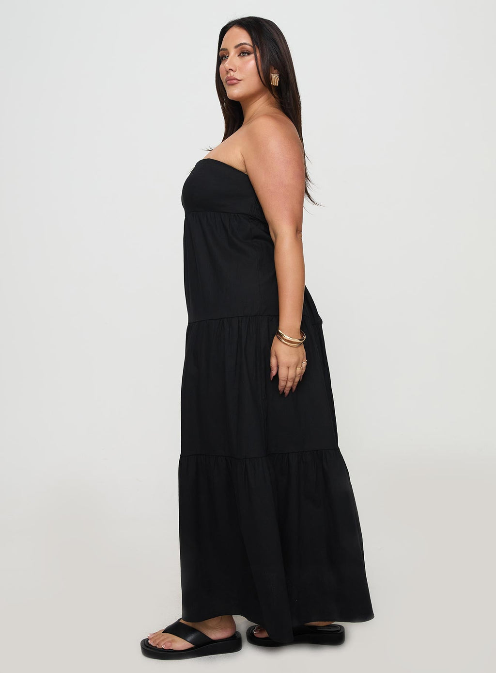 Osment Maxi Dress Black Curve